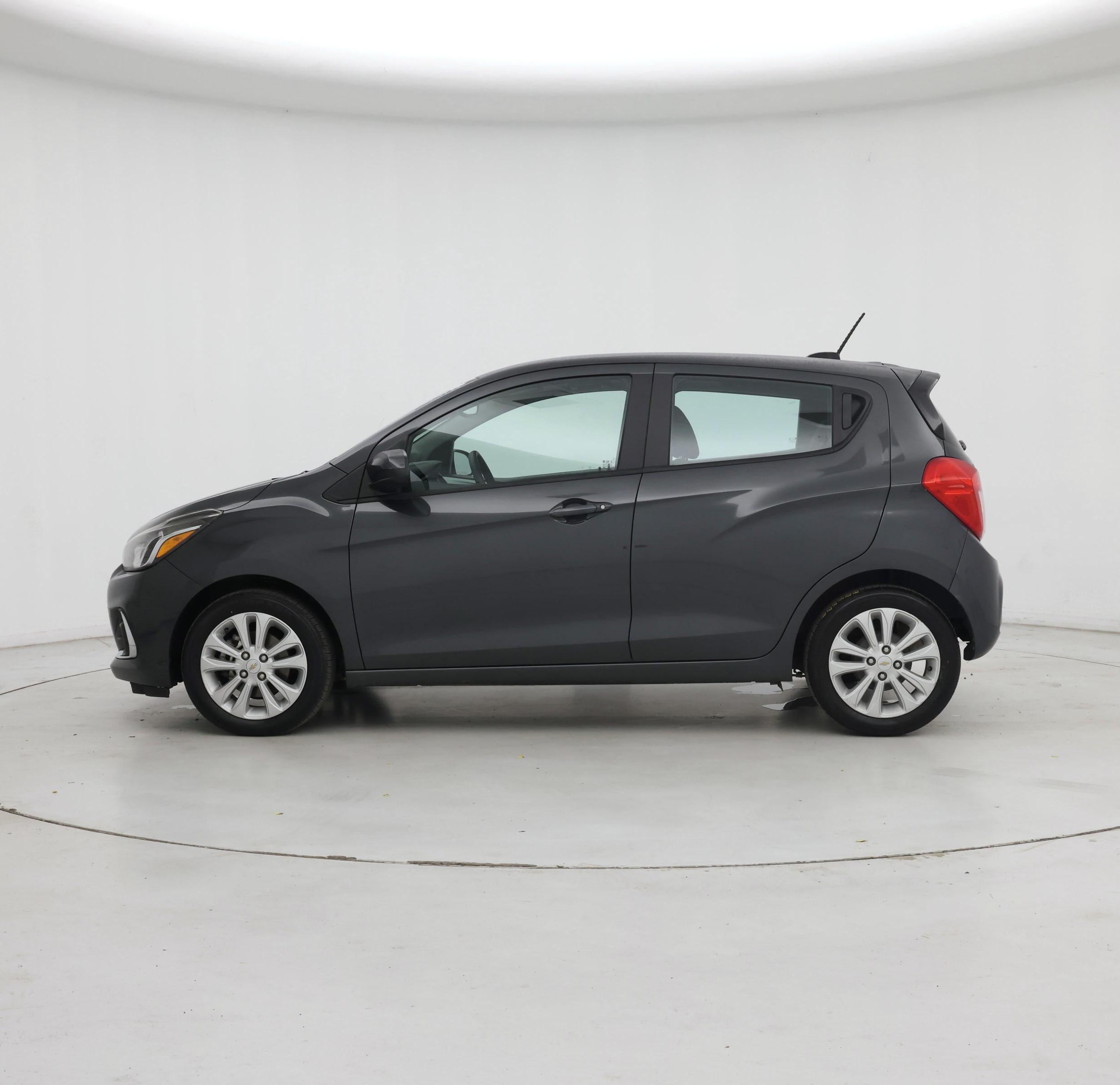 Thumbnail: 2017 Chevrolet Spark - 3