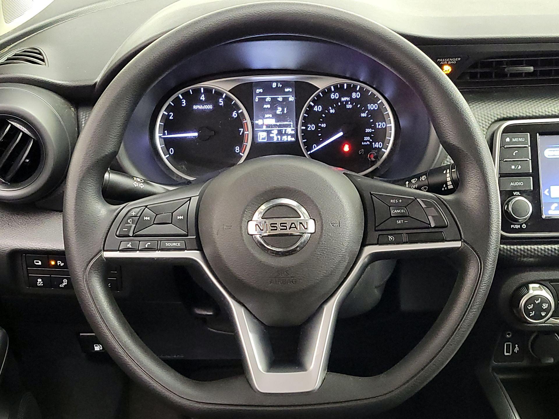 Thumbnail: 2021 Nissan Kicks - 10