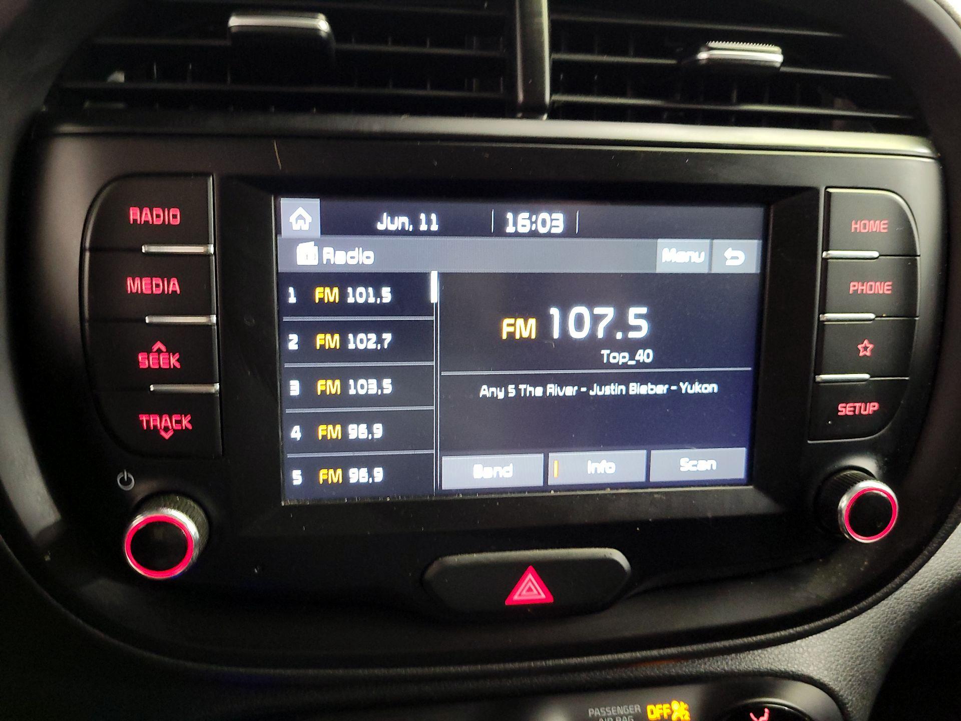 Thumbnail: 2021 Kia Soul - 15