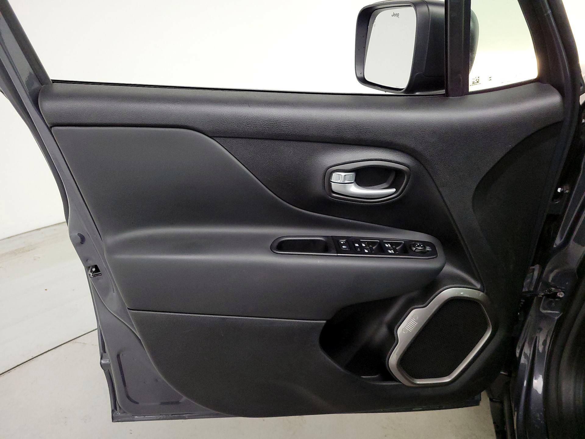 Thumbnail: 2023 Jeep Renegade - 12
