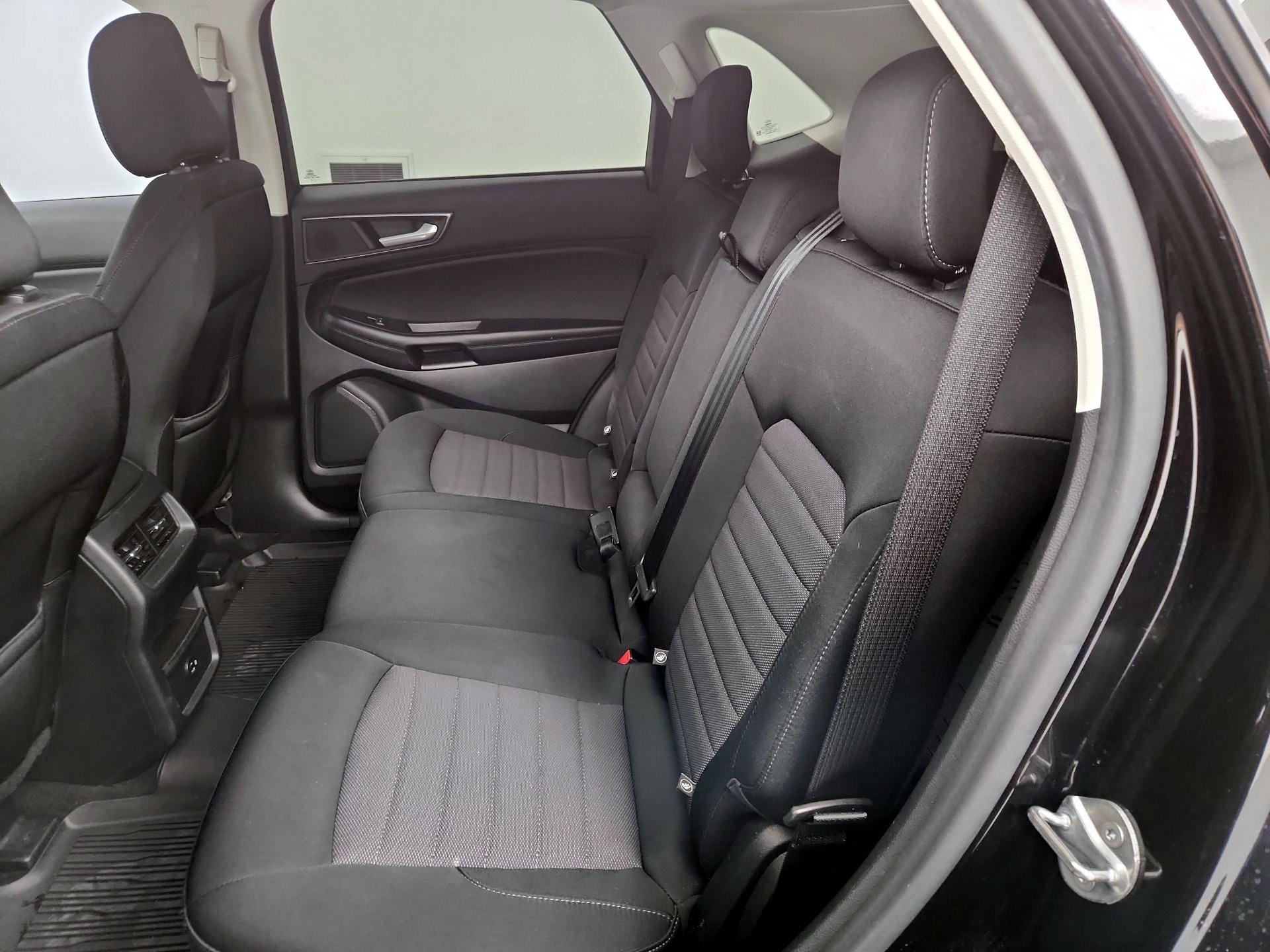 Thumbnail: 2022 Ford Edge - 19
