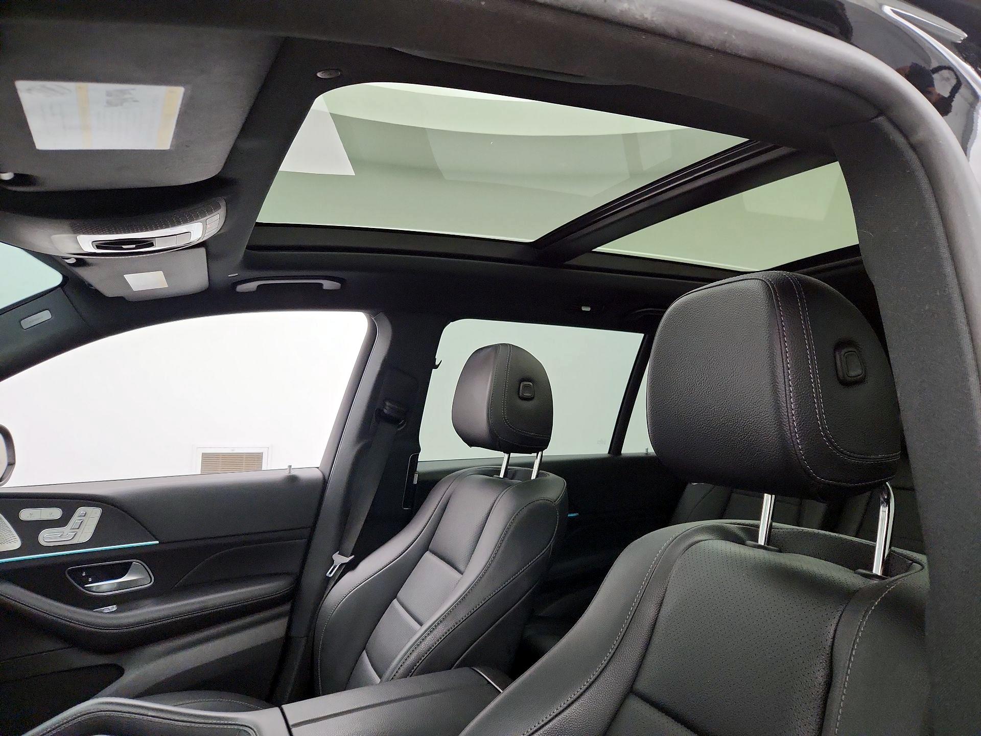Thumbnail: 2022 Mercedes-Benz GLS - 19