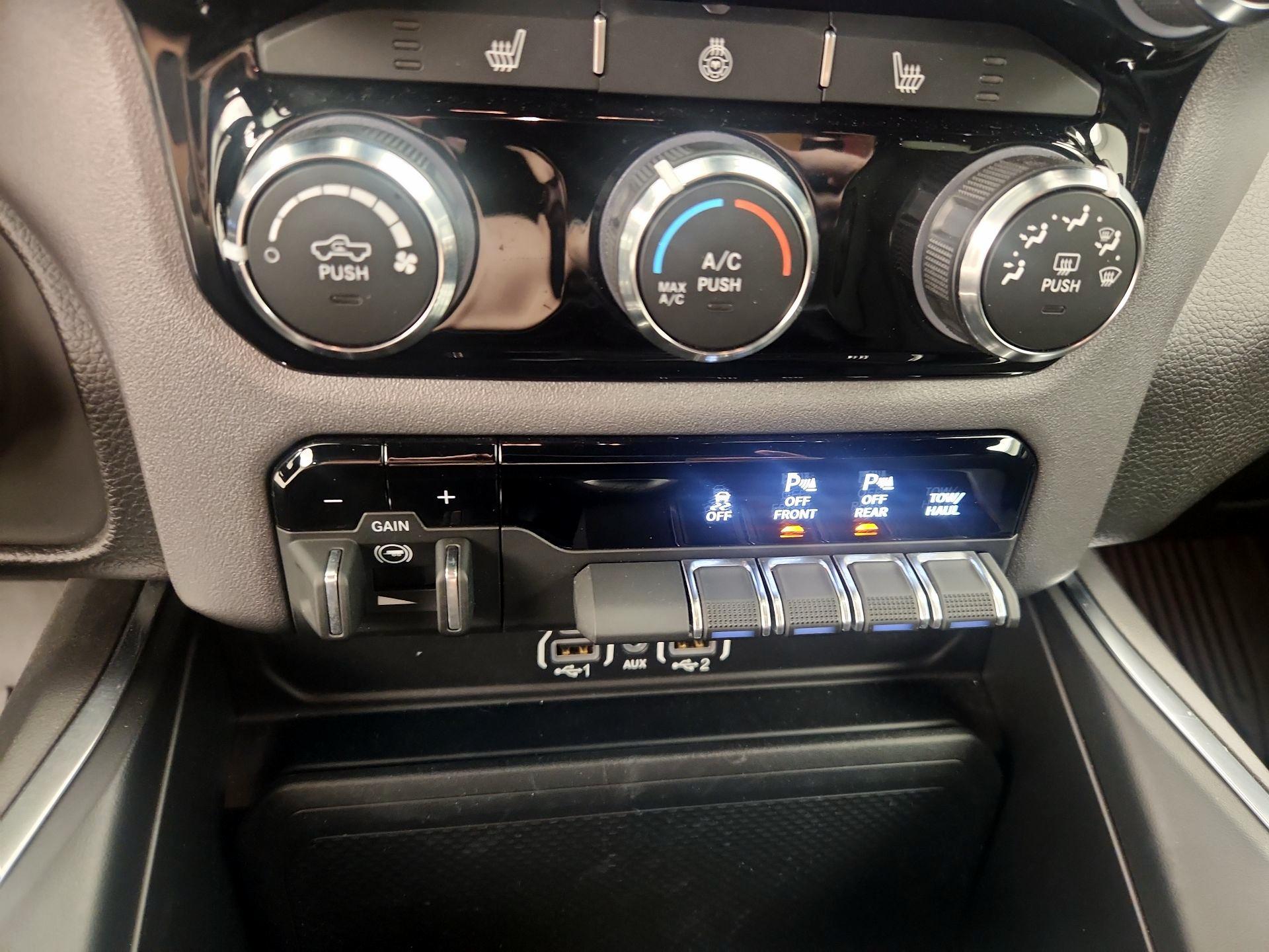 Thumbnail: 2025 RAM 1500 - 16
