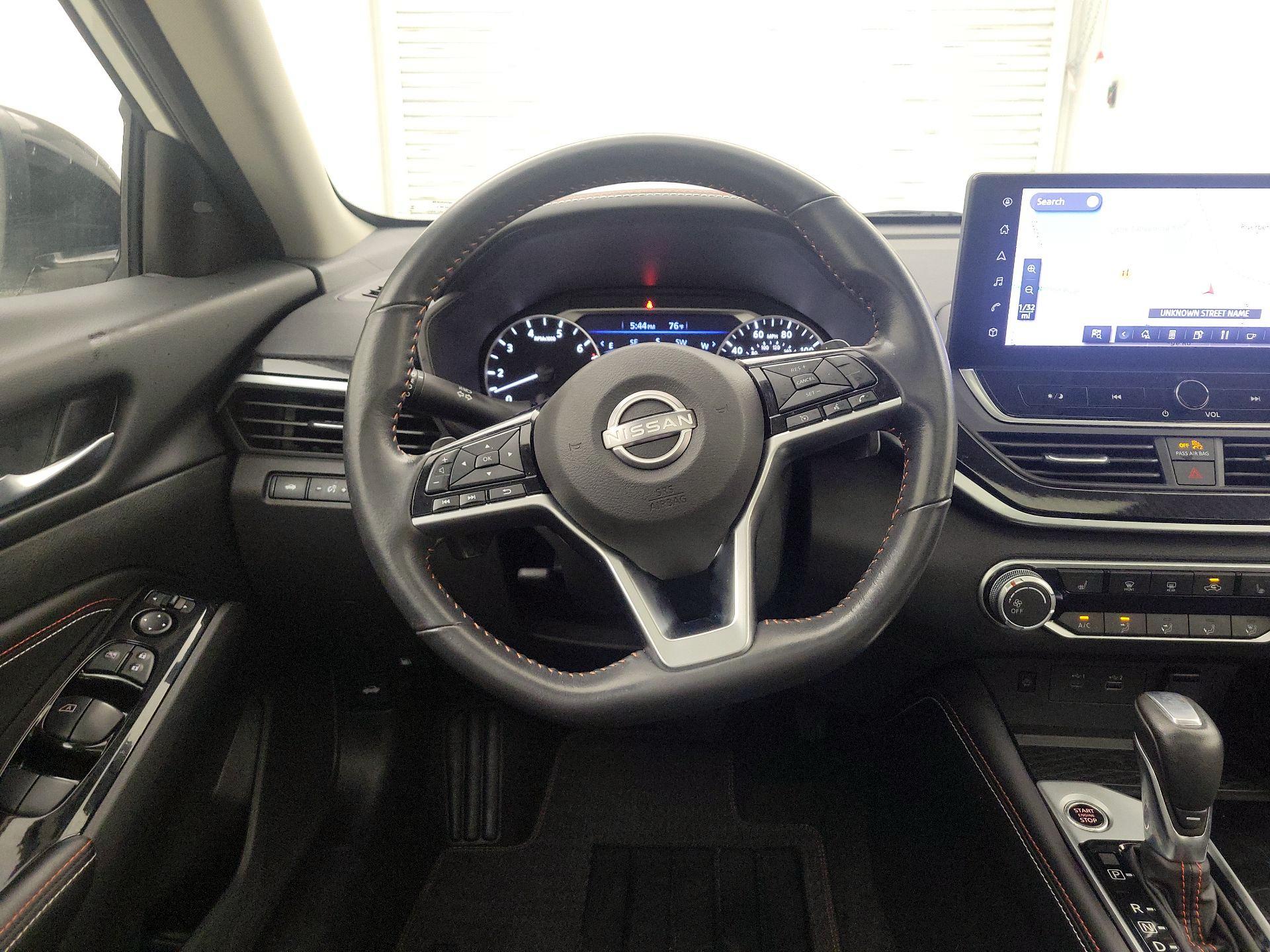 Thumbnail: 2023 Nissan Altima - 10