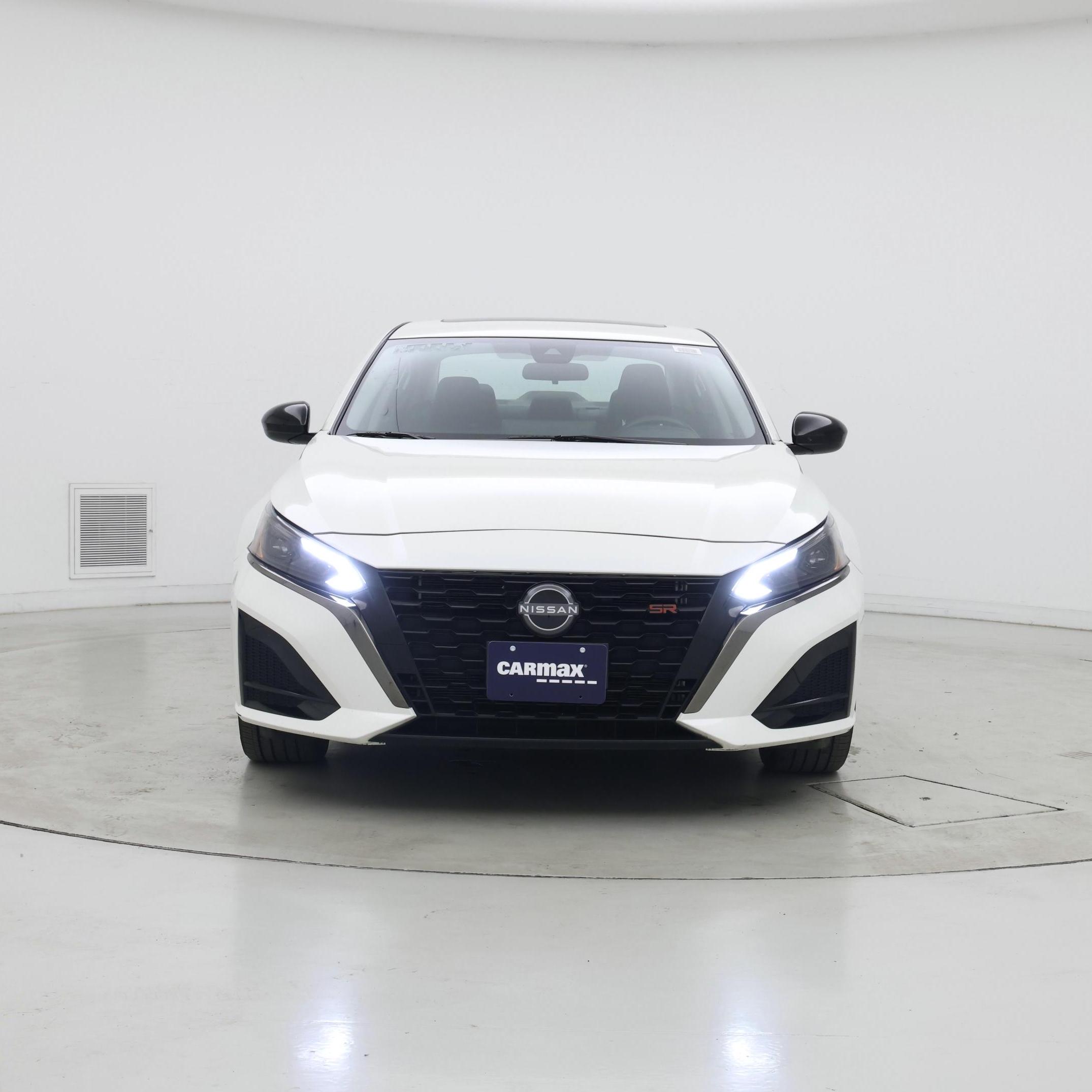 Thumbnail: 2023 Nissan Altima - 5
