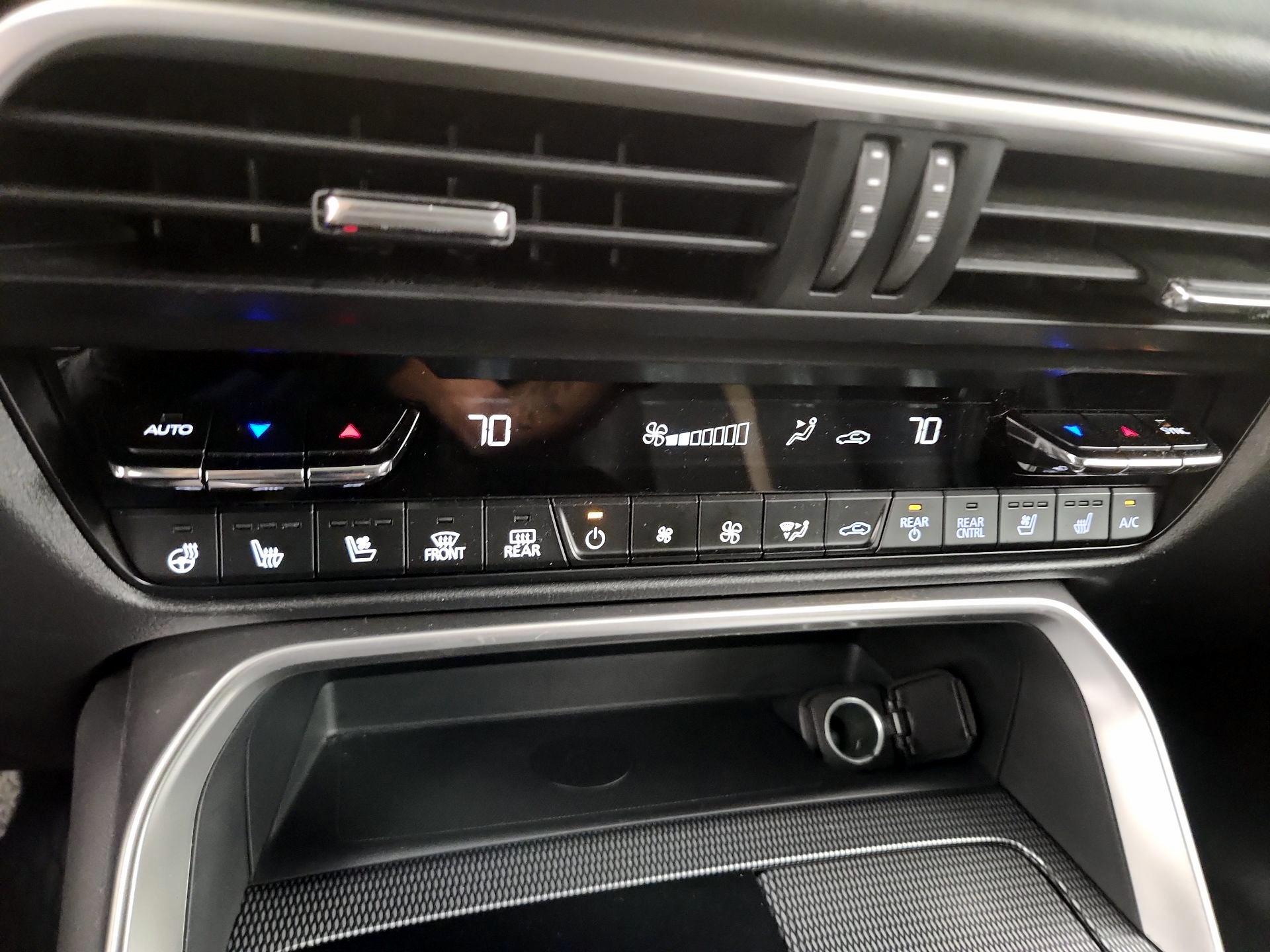 Thumbnail: 2024 Mazda CX-90 - 15