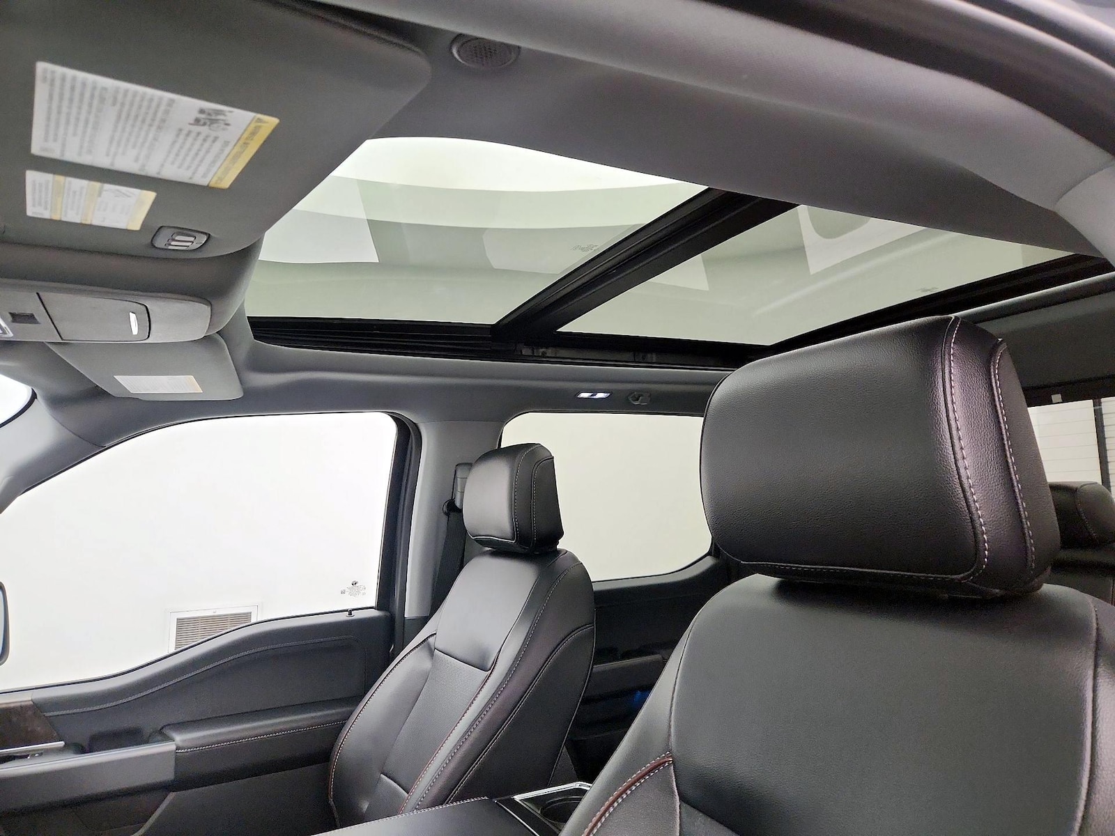 2022 Ford F-150 Lariat - Photo 21