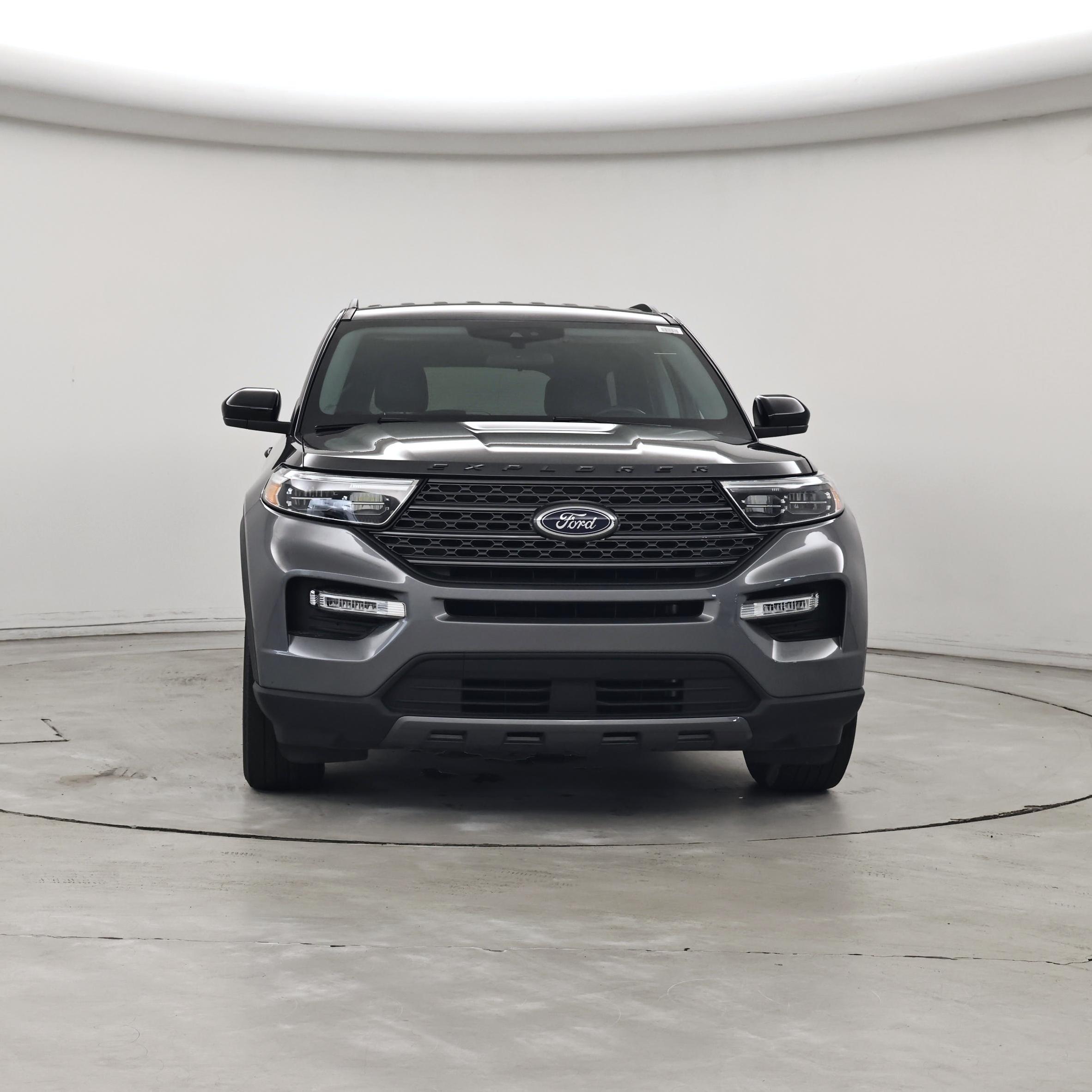 Thumbnail: 2023 Ford Explorer - 5