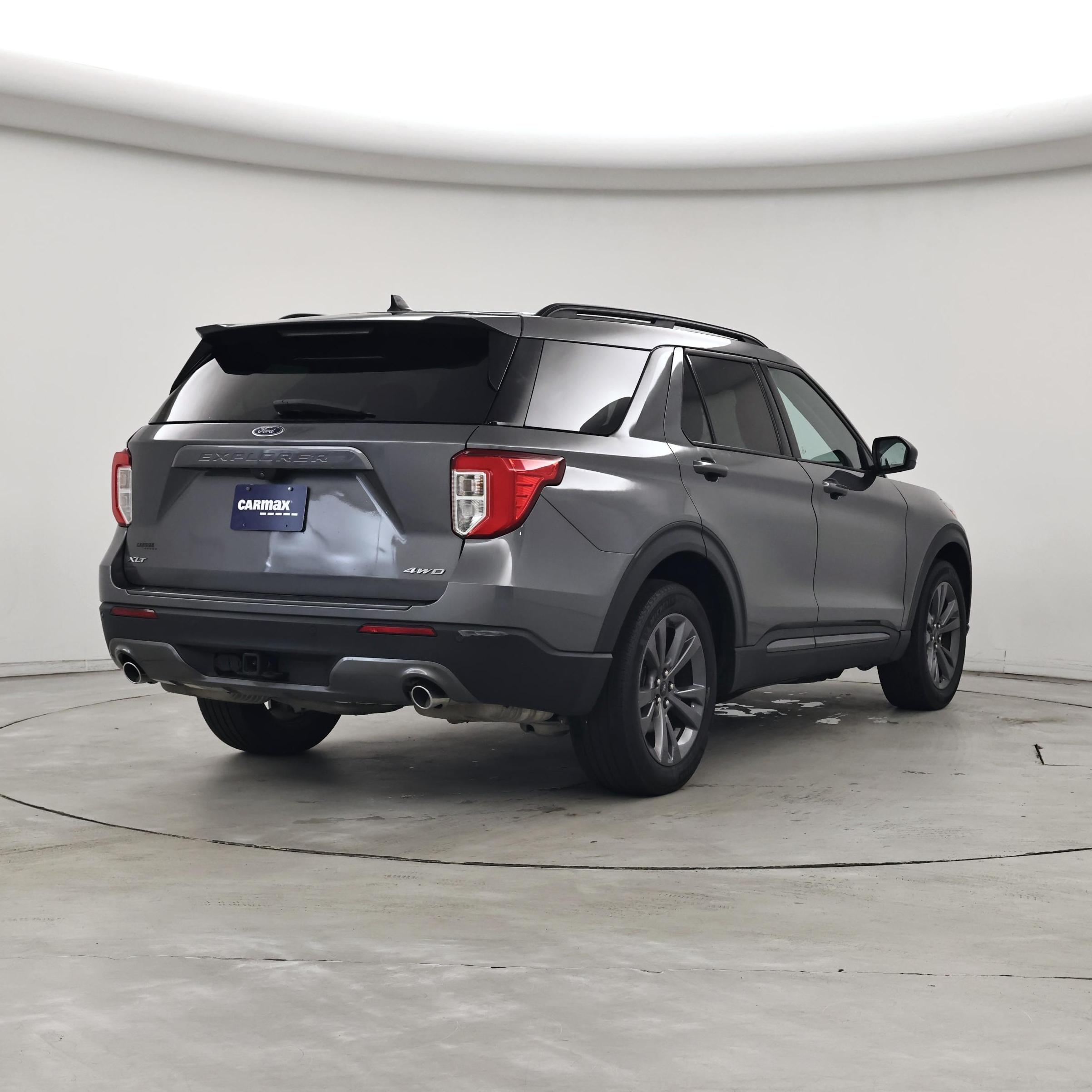 Thumbnail: 2023 Ford Explorer - 8