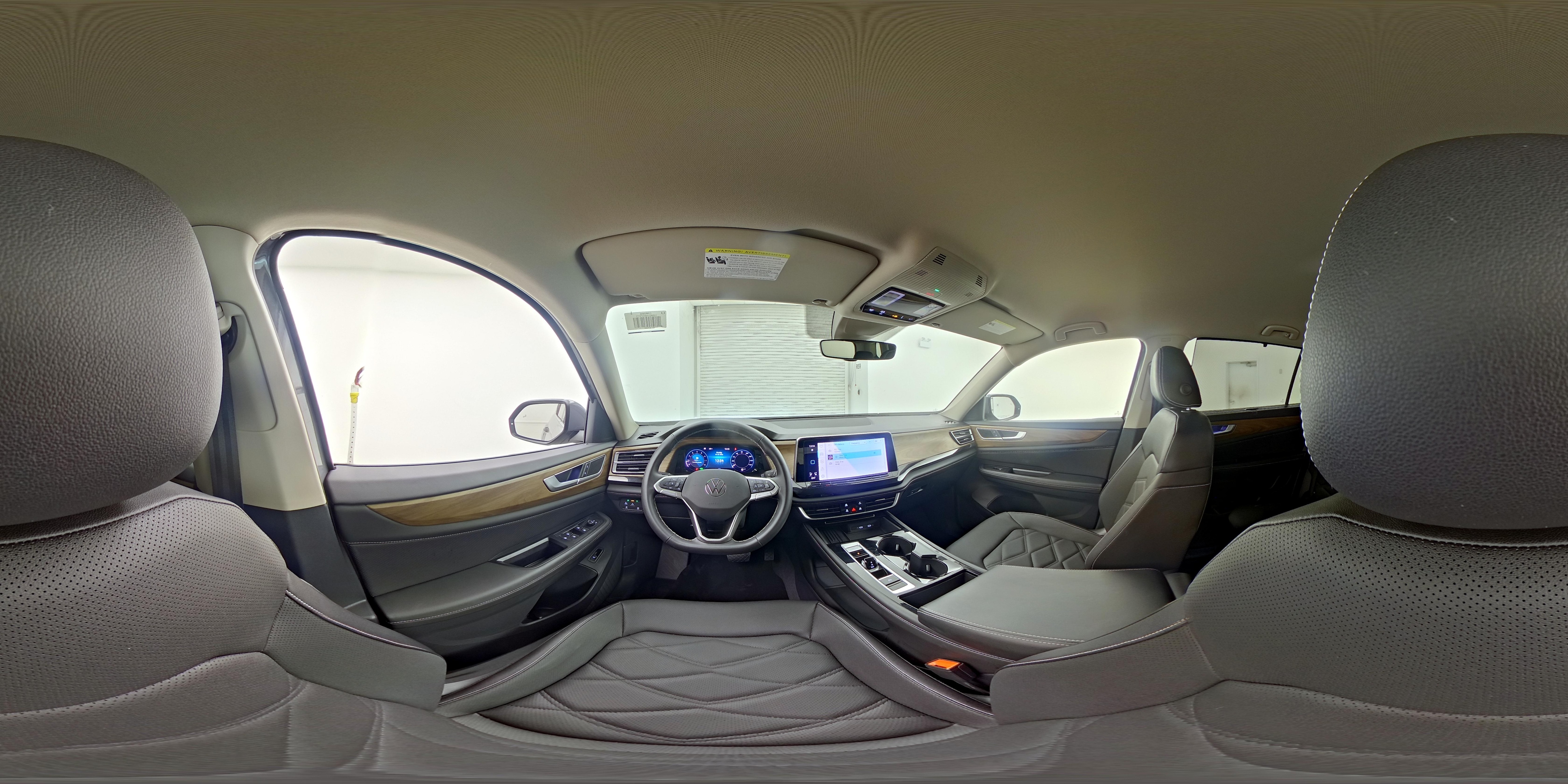 2025 Volkswagen Atlas SE w/Tech - Photo 28