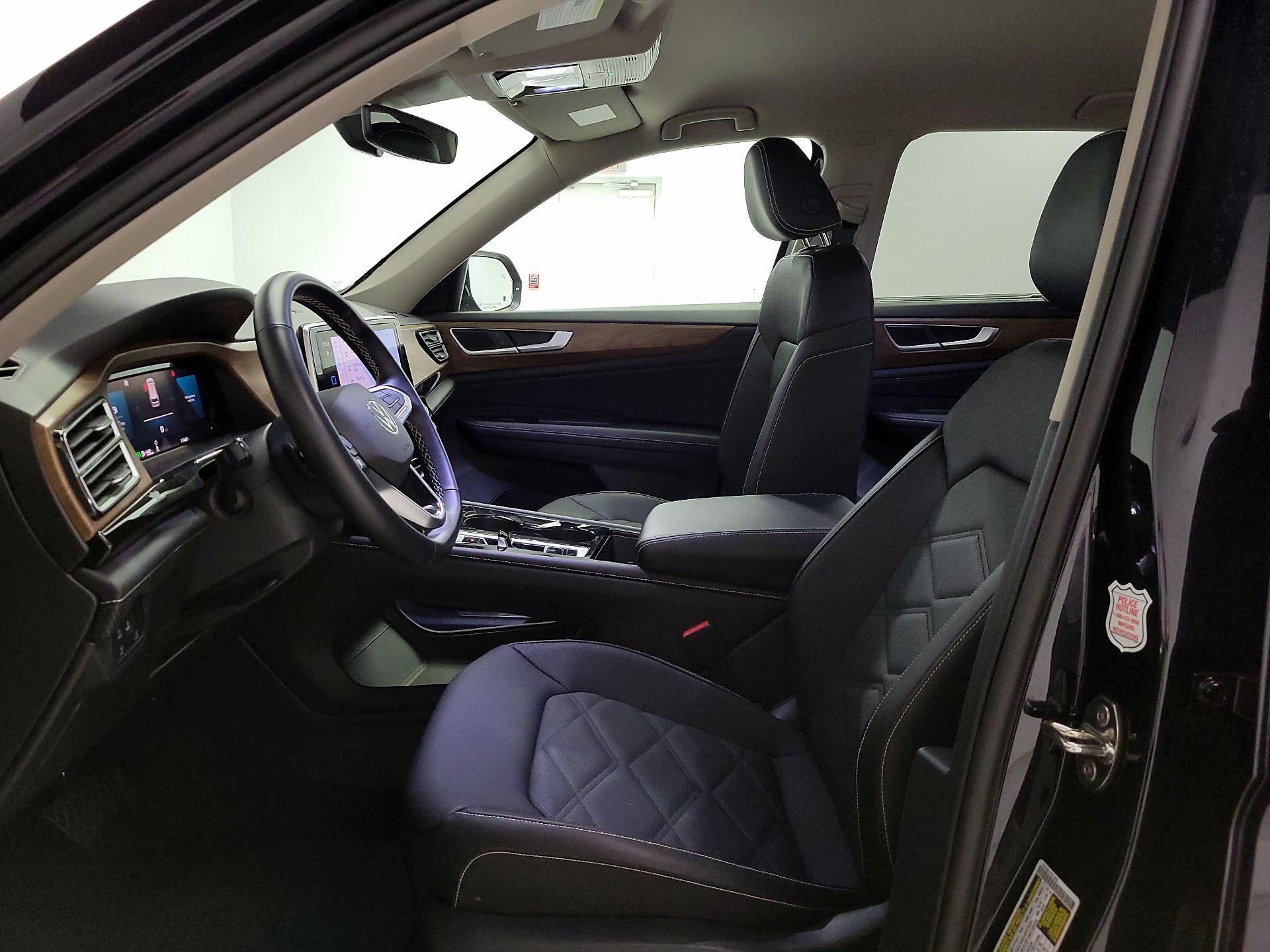 Thumbnail: 2025 Volkswagen Atlas - 11