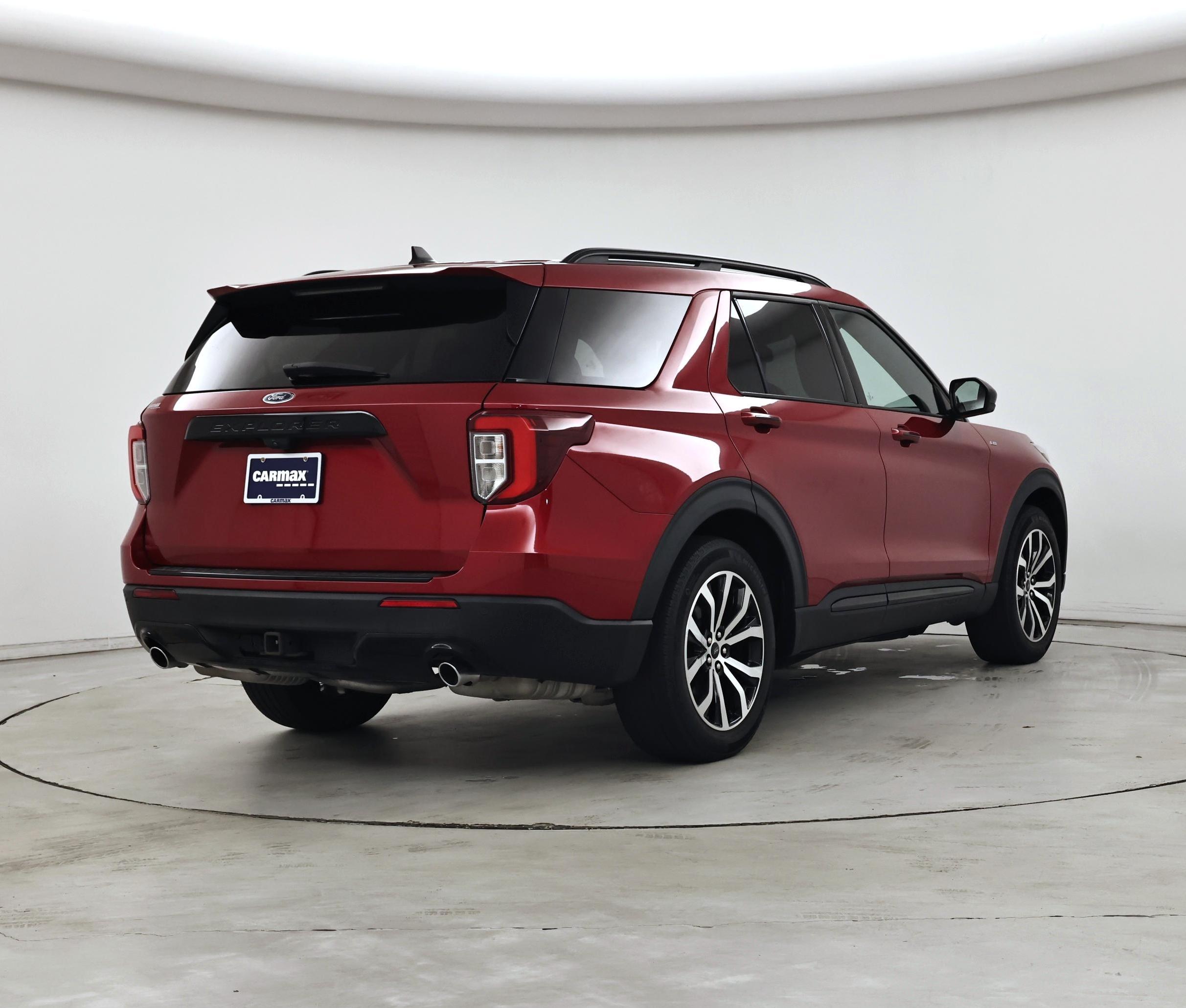 Thumbnail: 2023 Ford Explorer - 8
