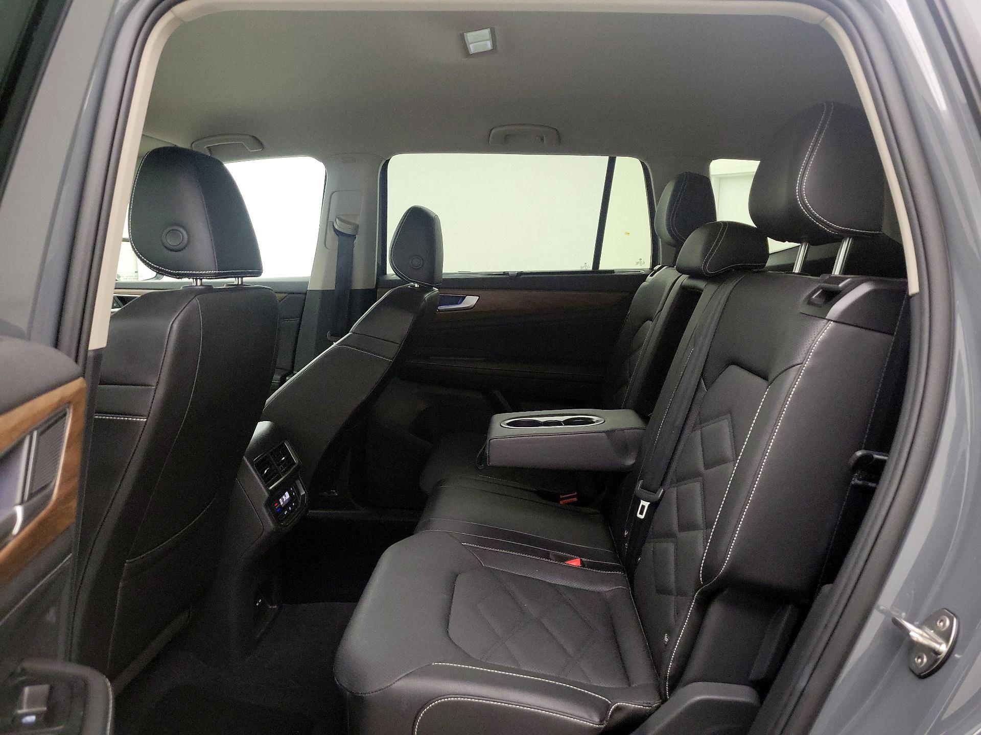 Thumbnail: 2025 Volkswagen Atlas - 19