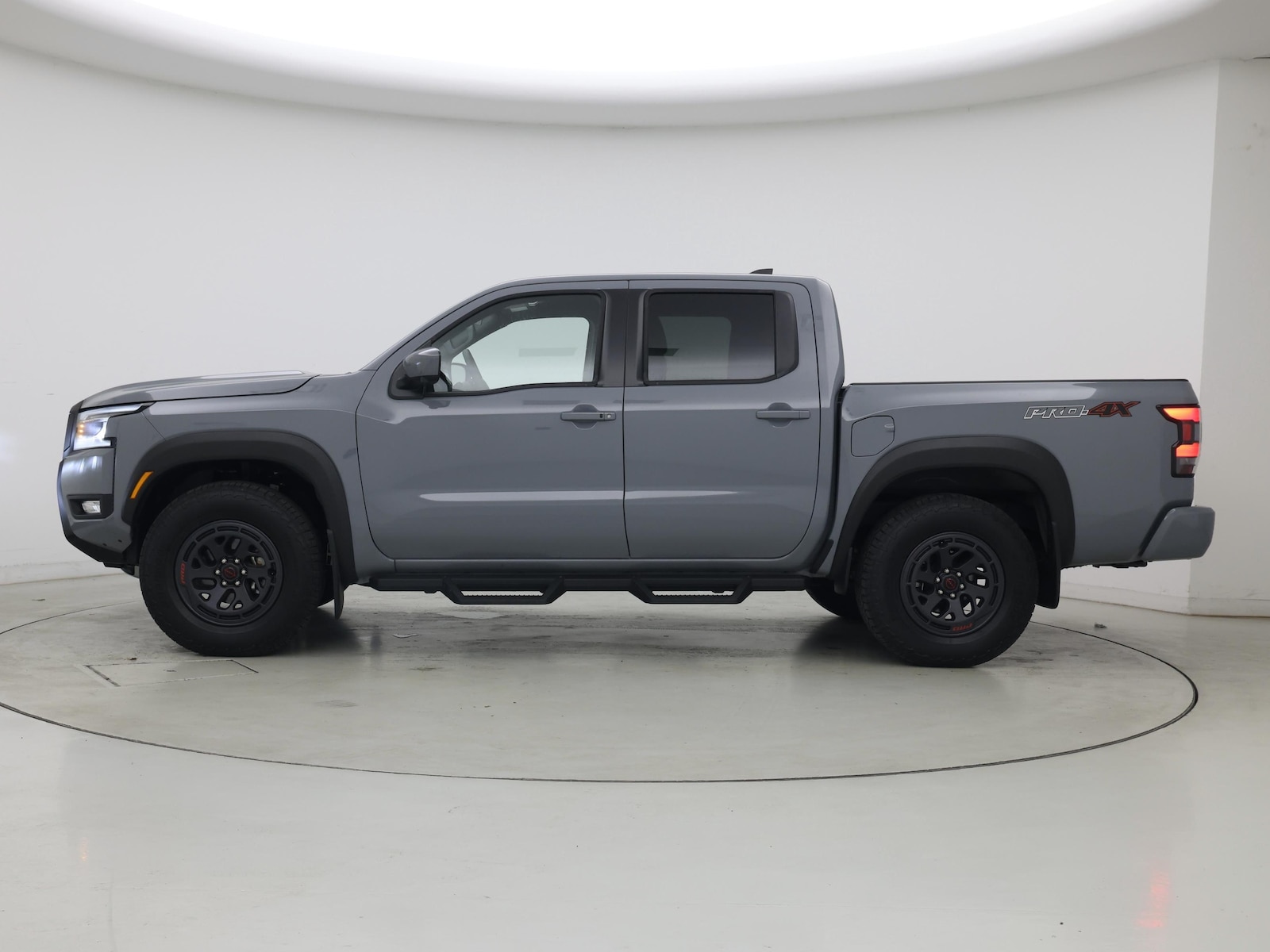 2025 Nissan Frontier PRO-4X - Photo 4