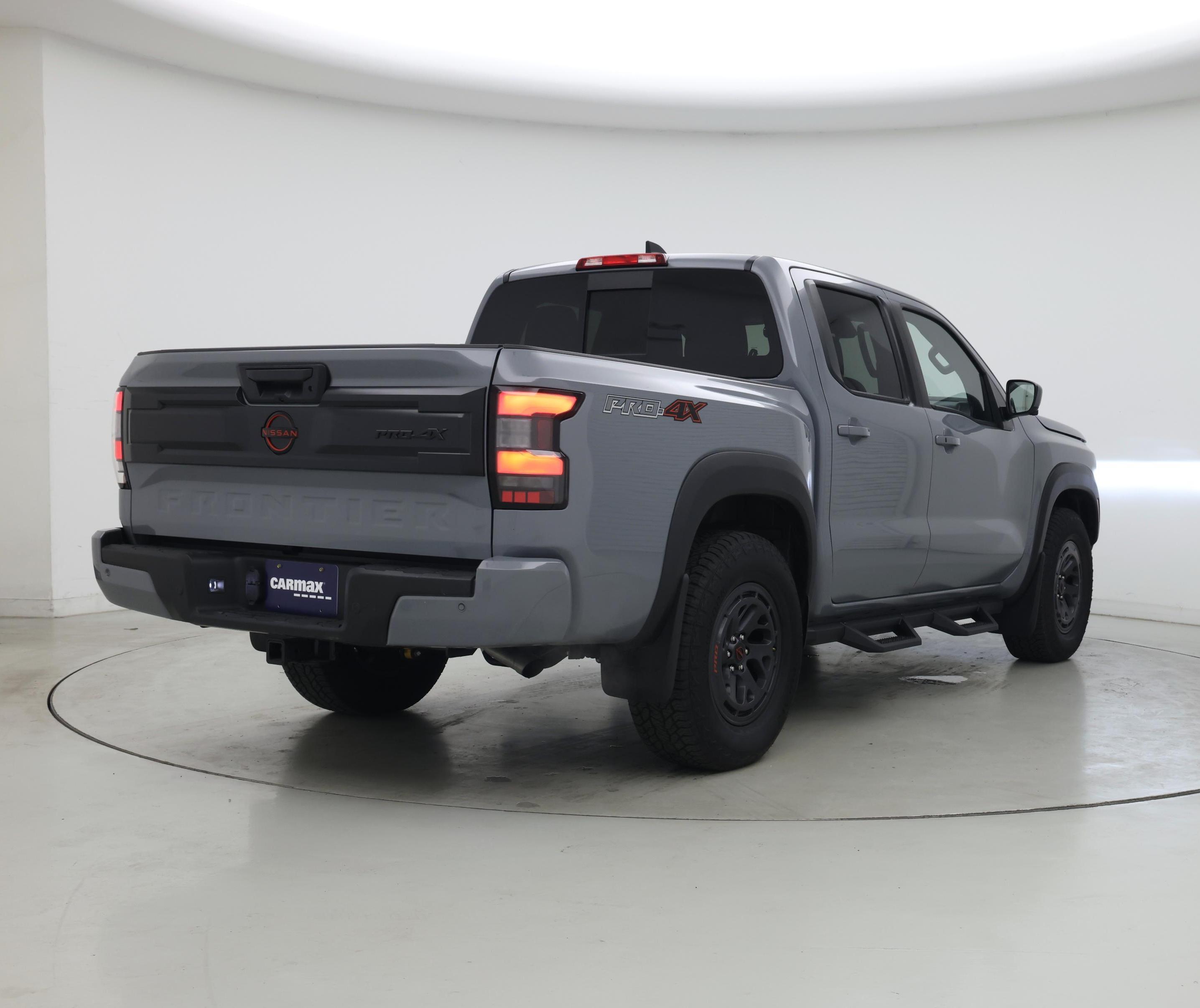 Thumbnail: 2025 Nissan Frontier - 8