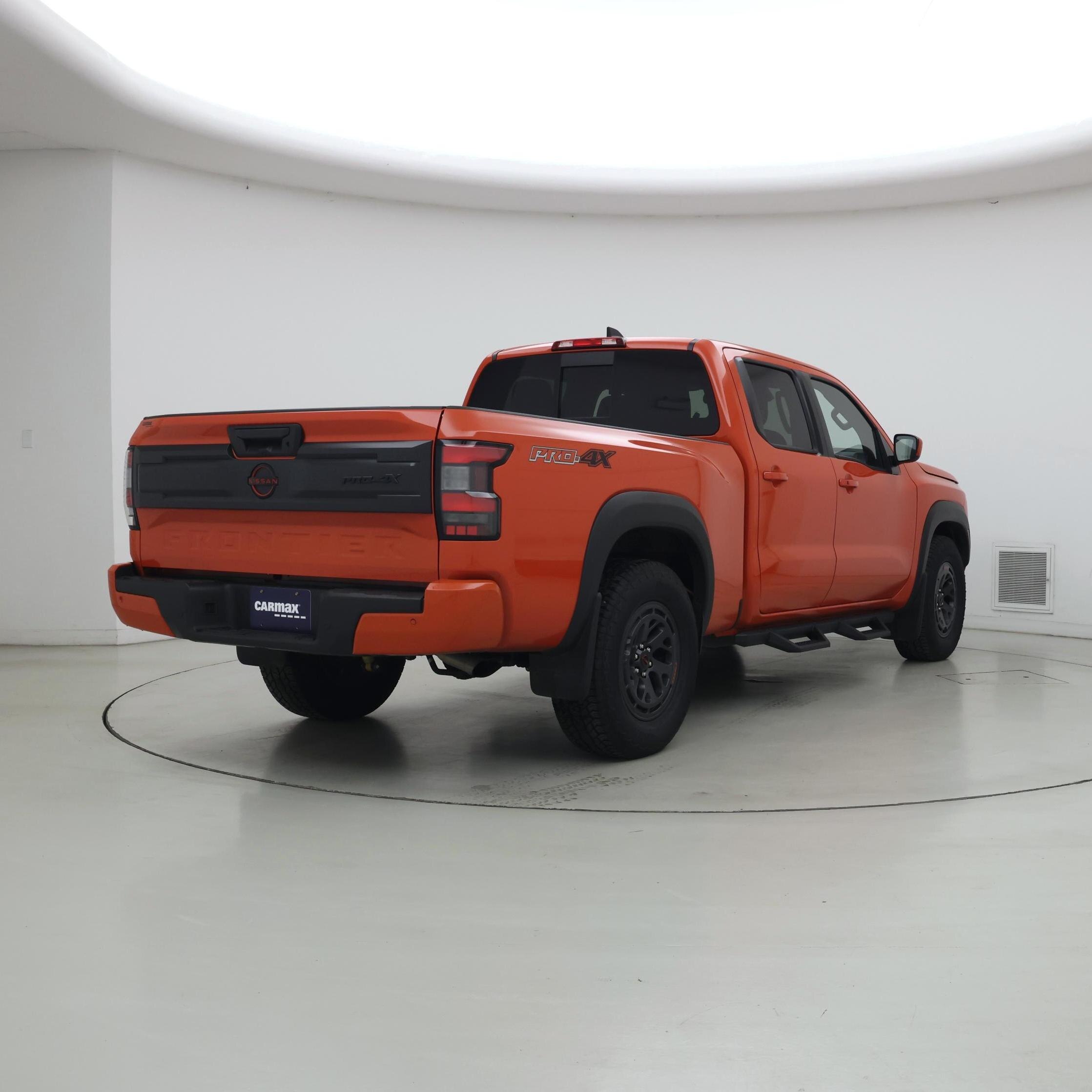Thumbnail: 2025 Nissan Frontier - 8