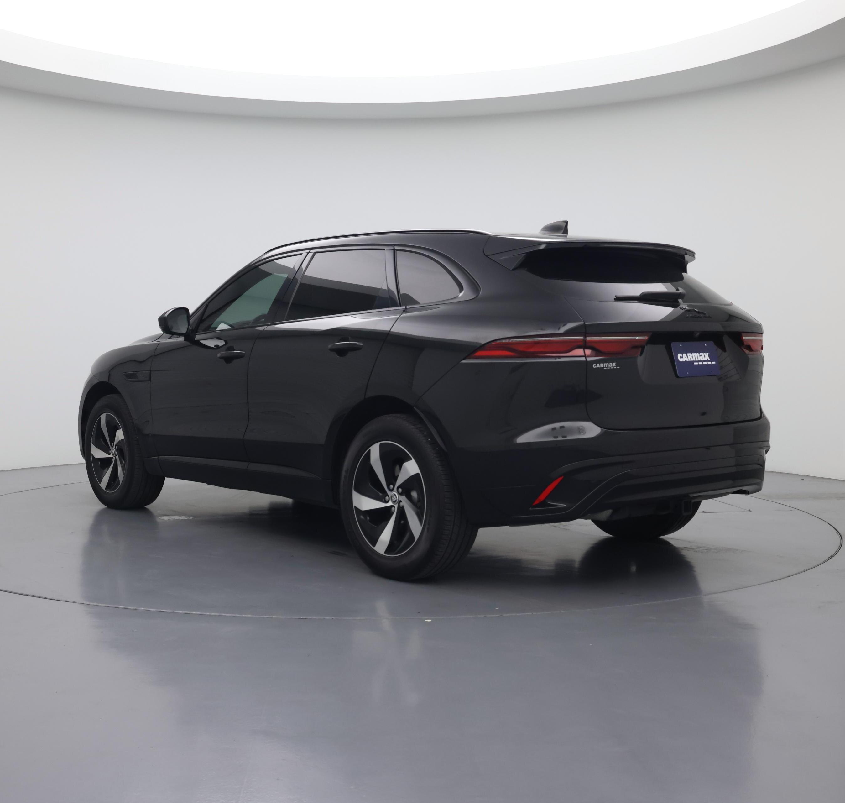 Thumbnail: 2024 Jaguar F-Pace - 2