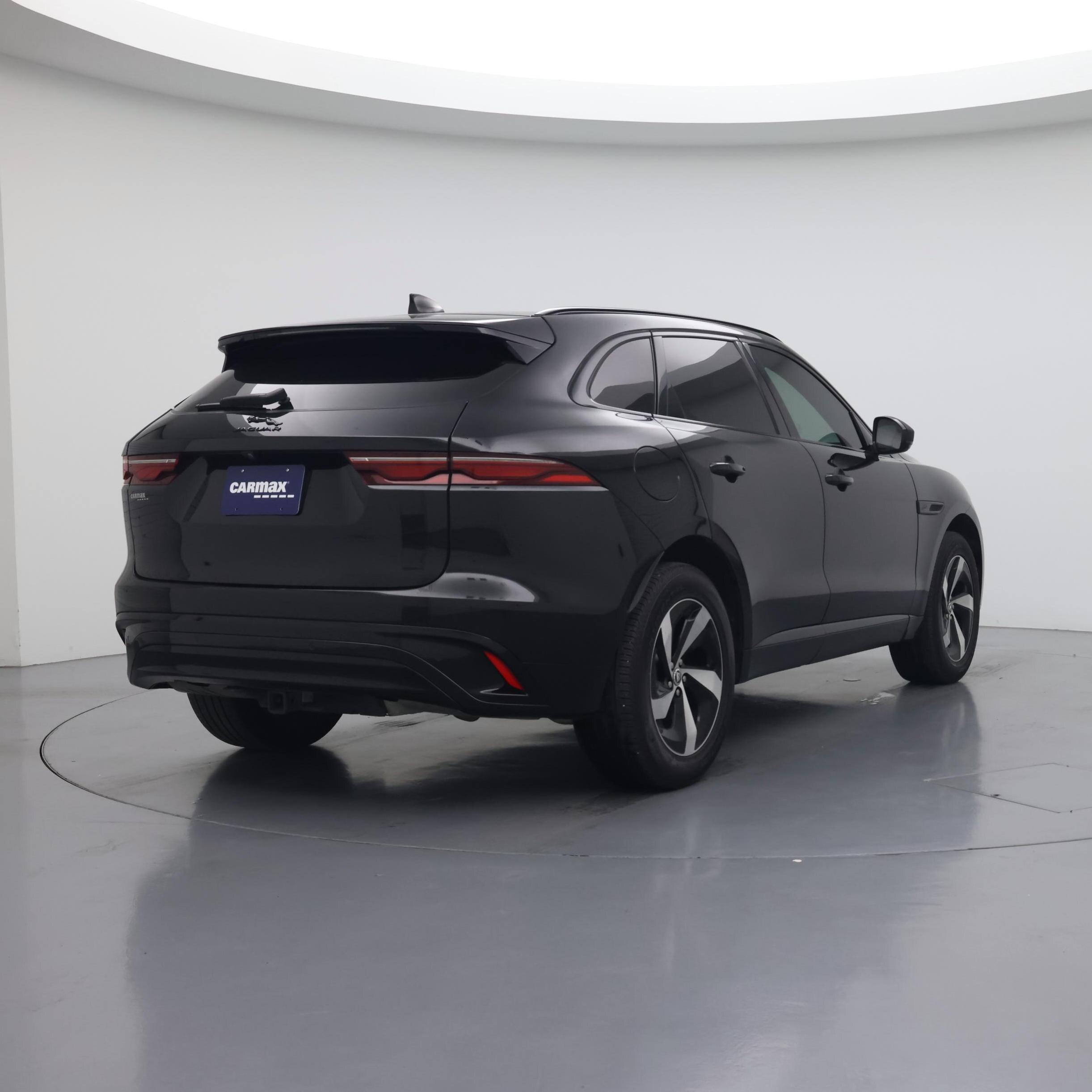 Thumbnail: 2024 Jaguar F-Pace - 8