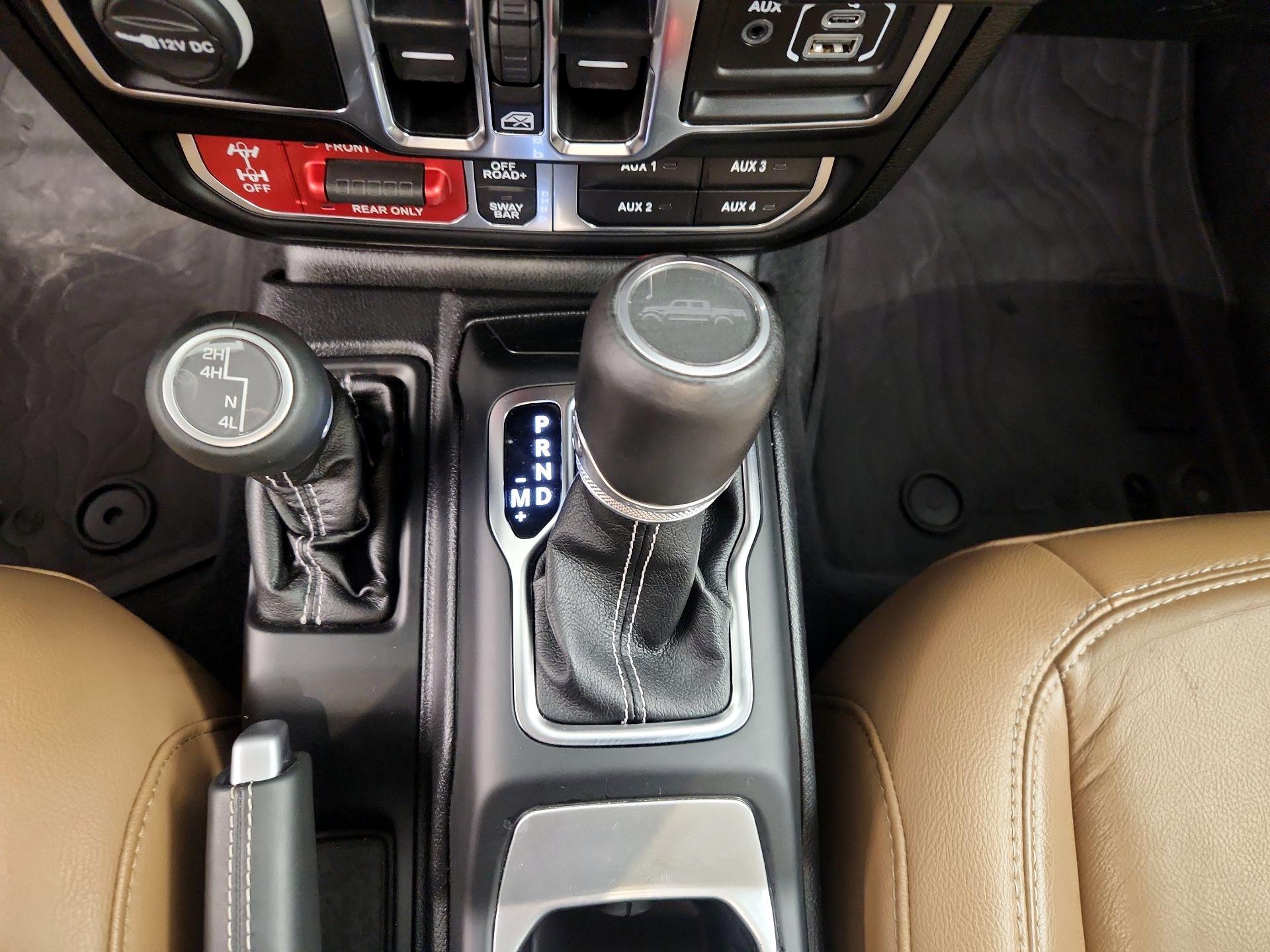 Thumbnail: 2020 Jeep Gladiator - 18