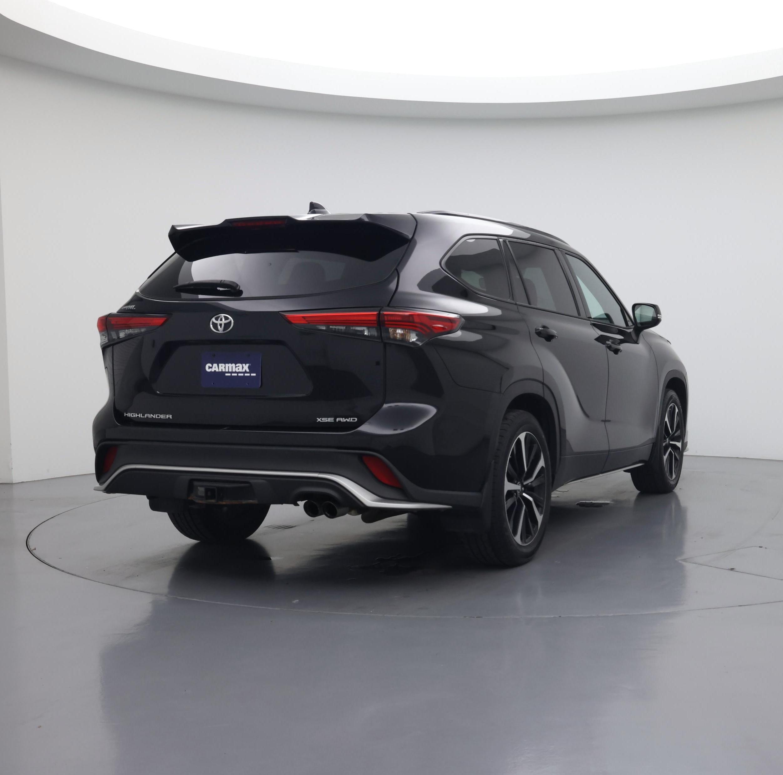 Thumbnail: 2022 Toyota Highlander - 8