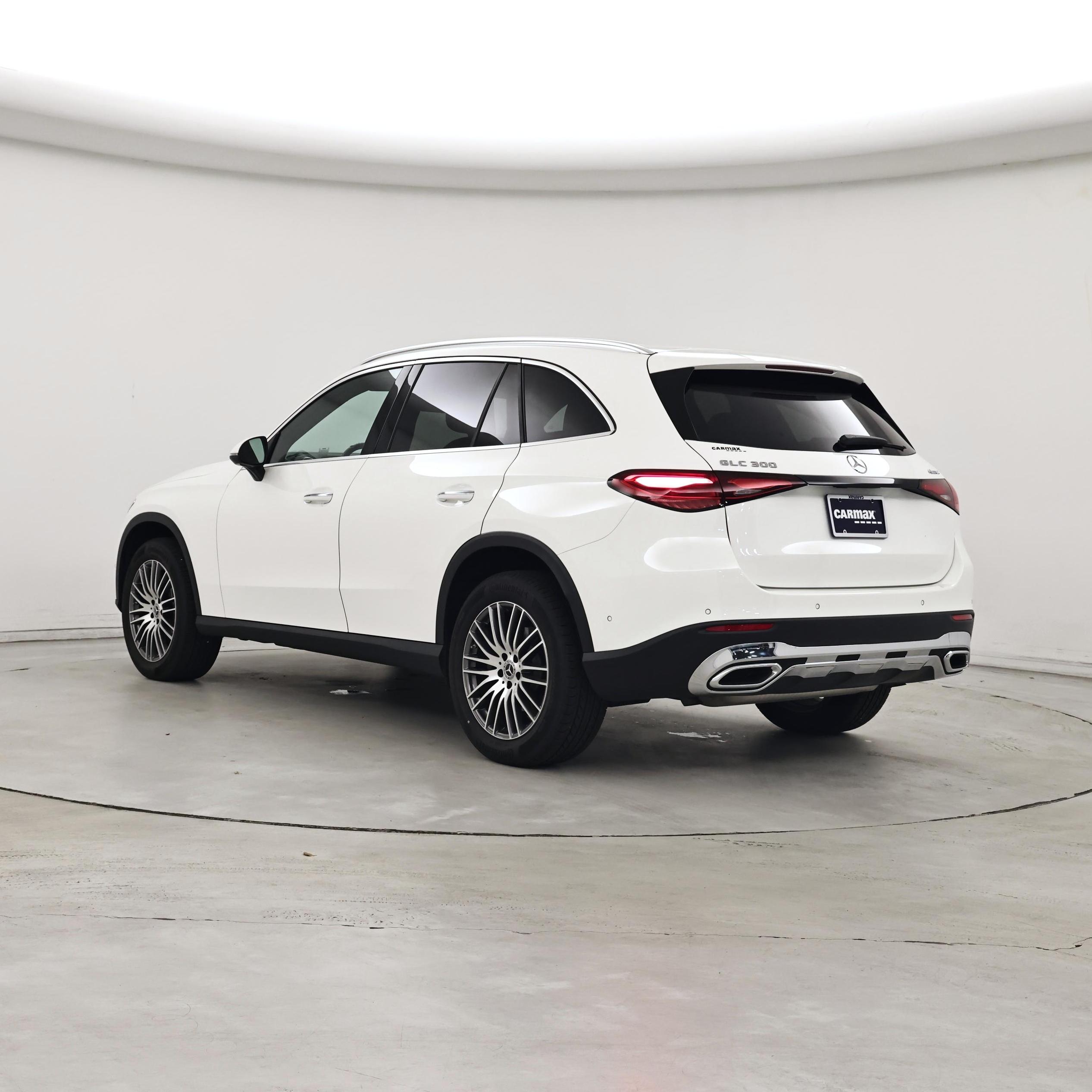 Thumbnail: 2025 Mercedes-Benz GLC - 2