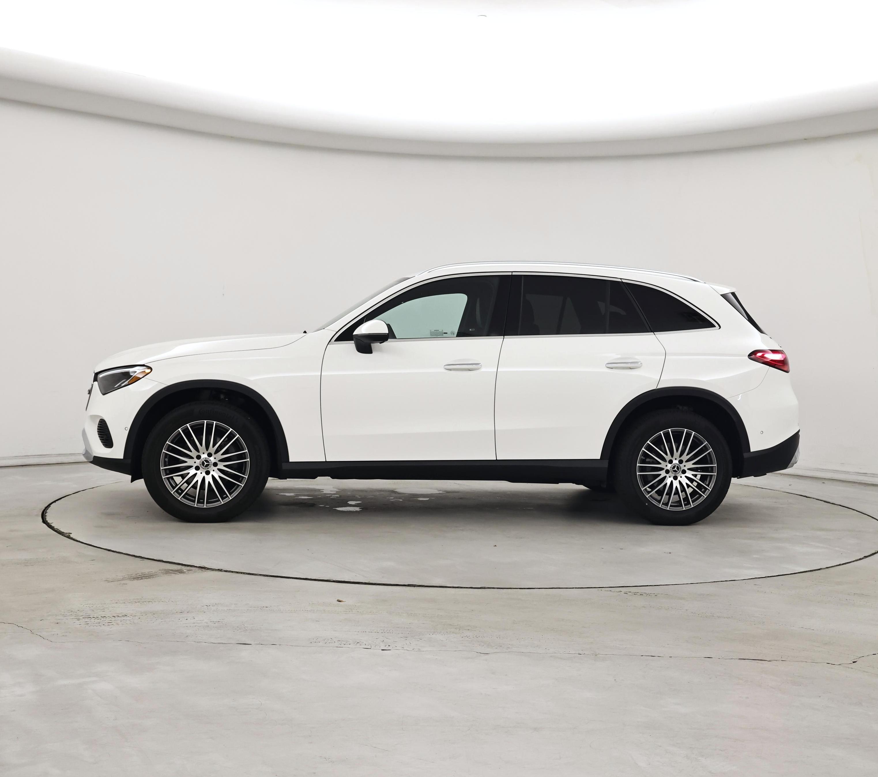 Thumbnail: 2025 Mercedes-Benz GLC - 3