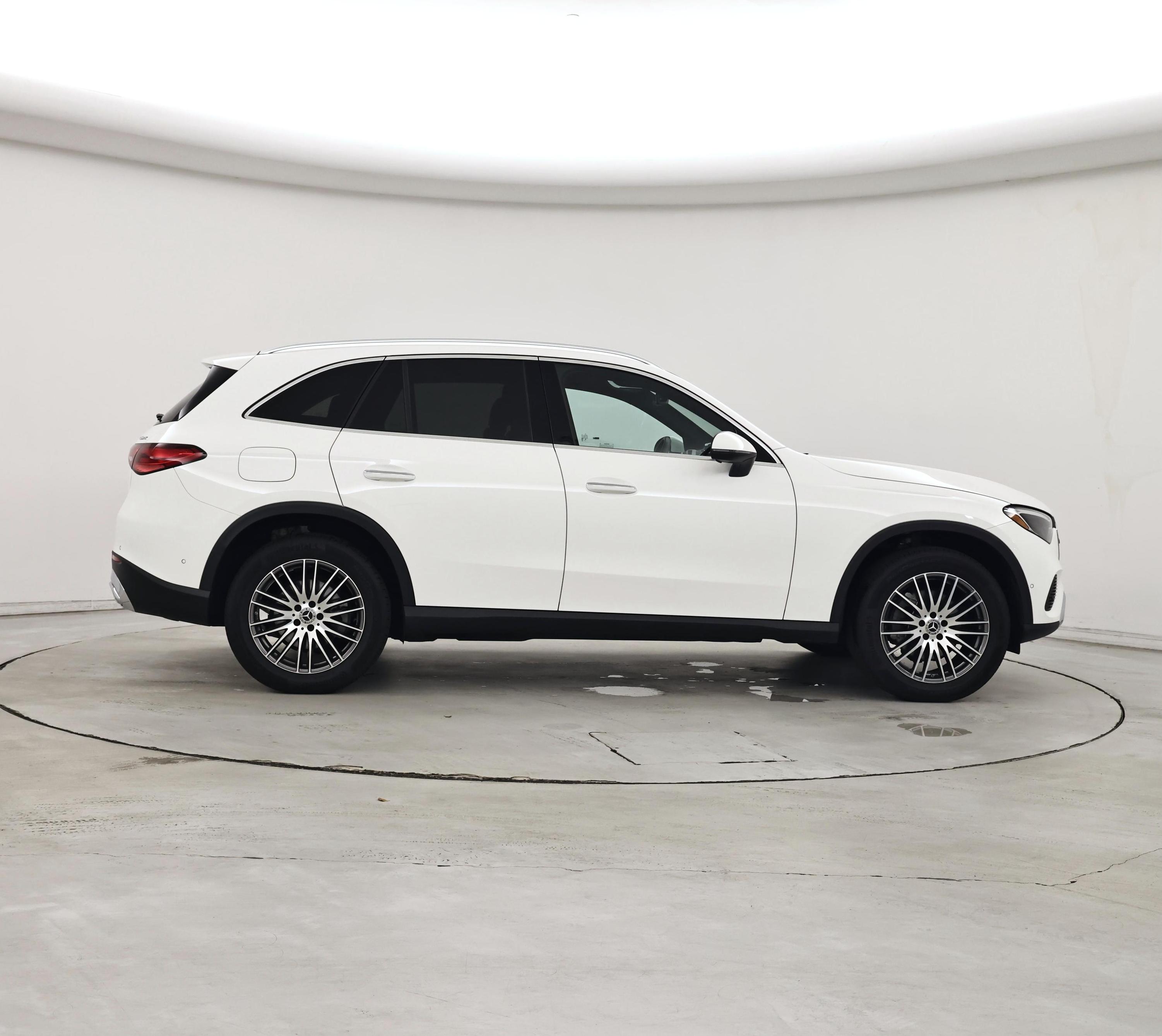 Thumbnail: 2025 Mercedes-Benz GLC - 7