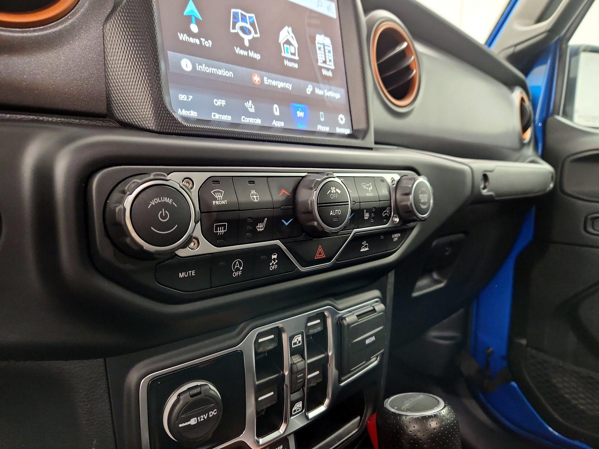 Thumbnail: 2022 Jeep Gladiator - 16