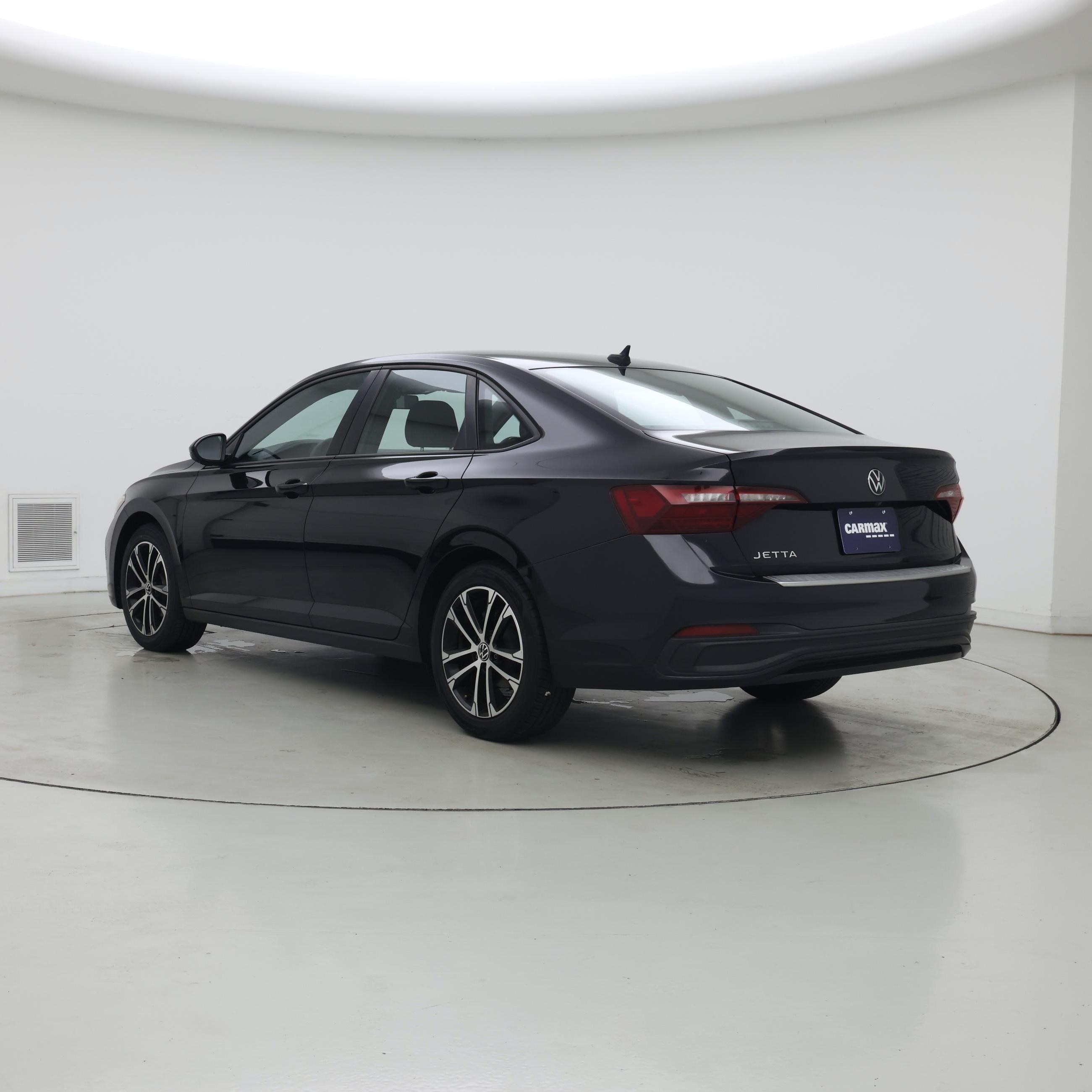 Thumbnail: 2022 Volkswagen Jetta - 2