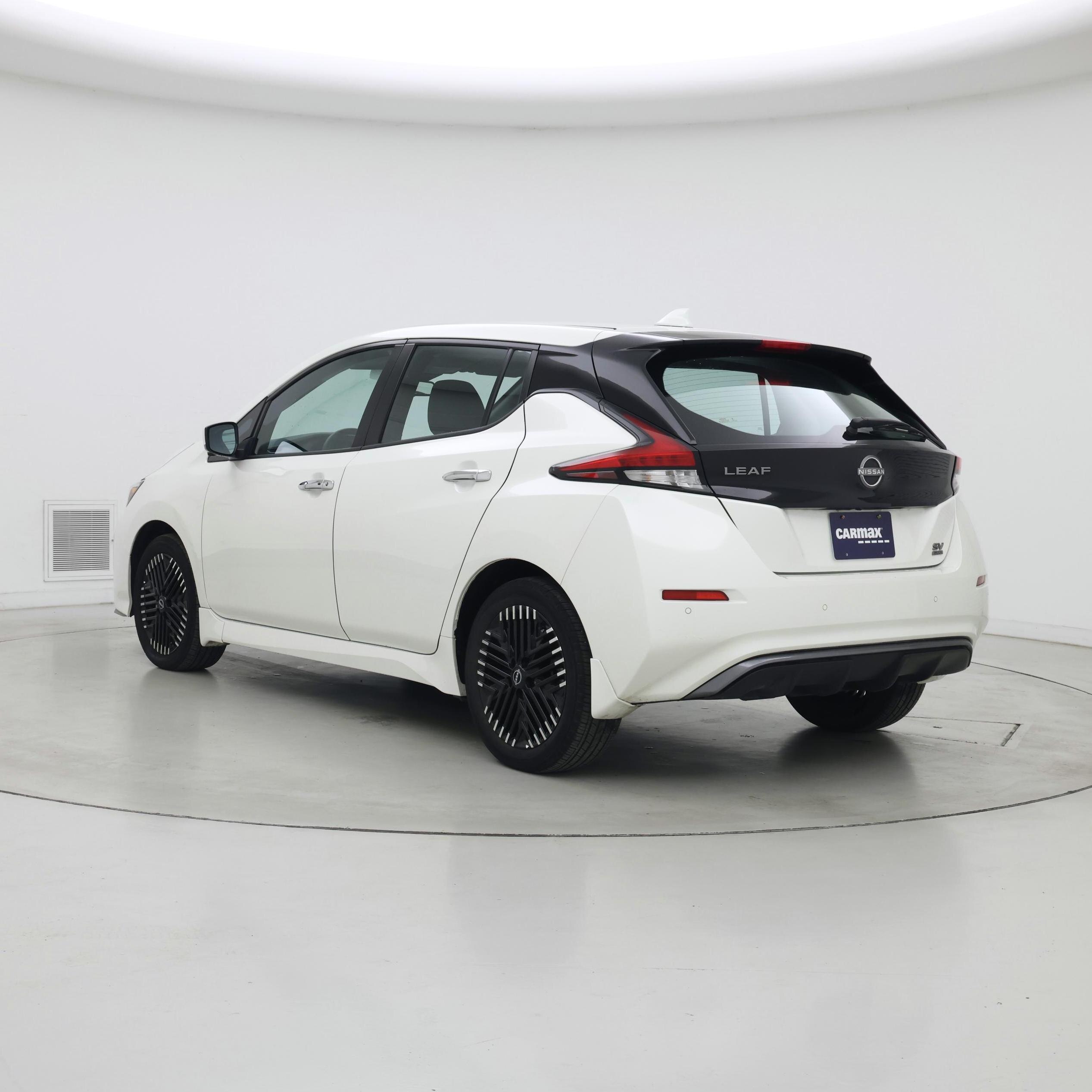 Thumbnail: 2024 Nissan Leaf - 2