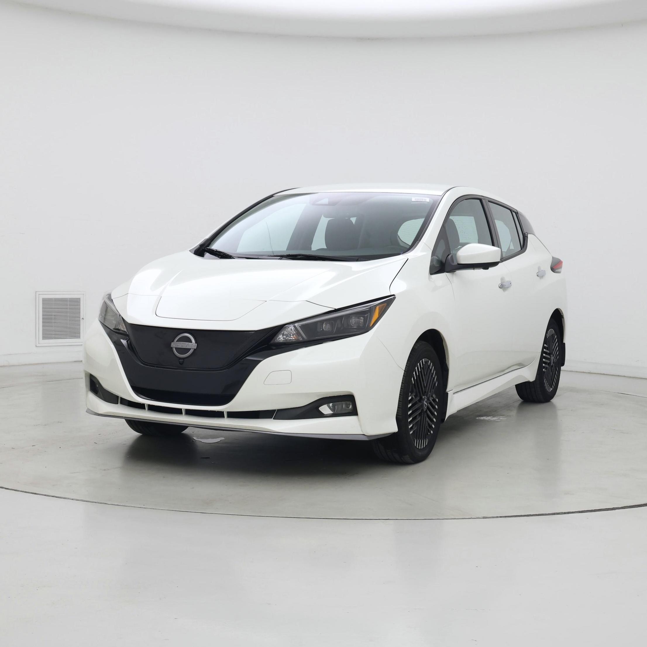 Thumbnail: 2024 Nissan Leaf - 4