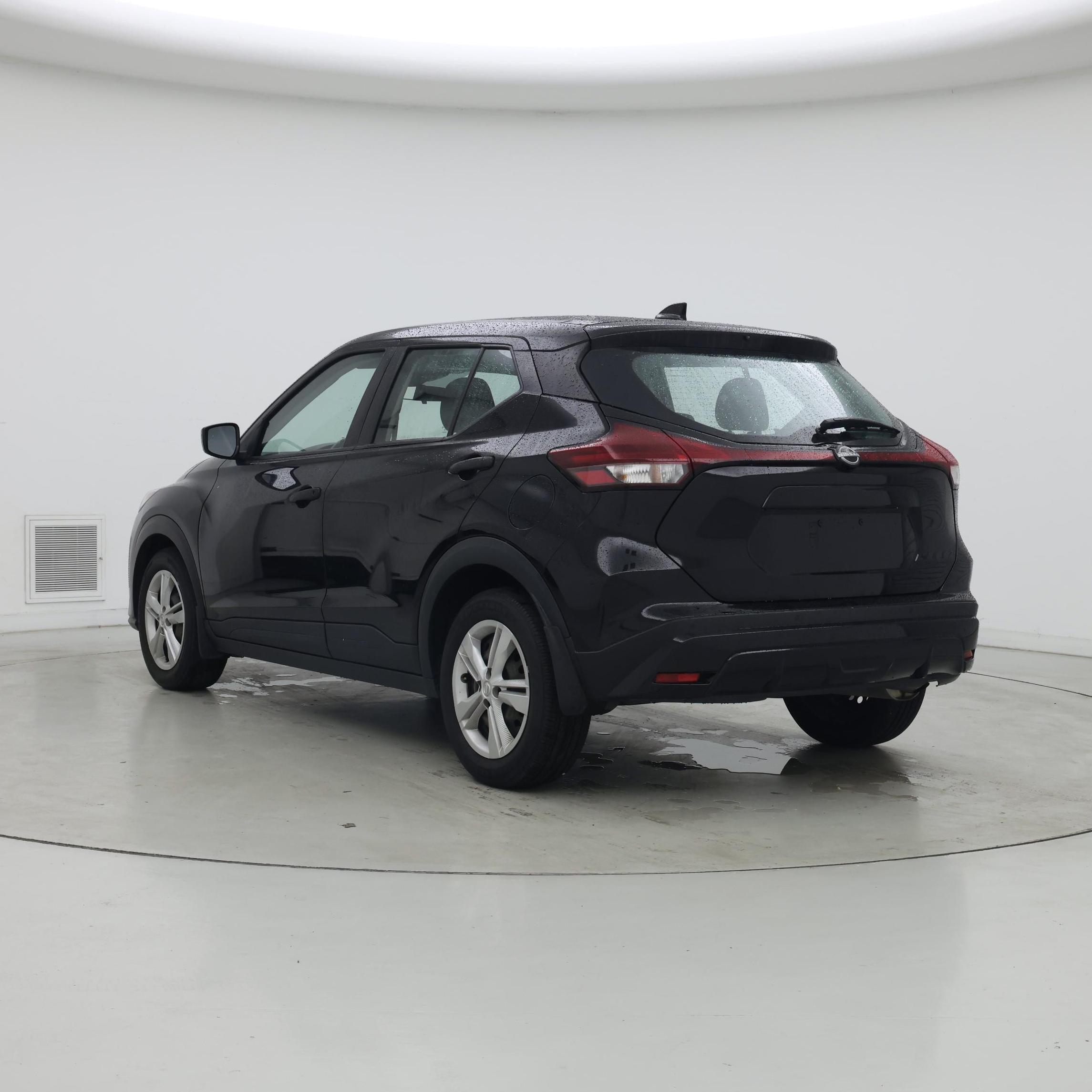 Thumbnail: 2023 Nissan Kicks - 2