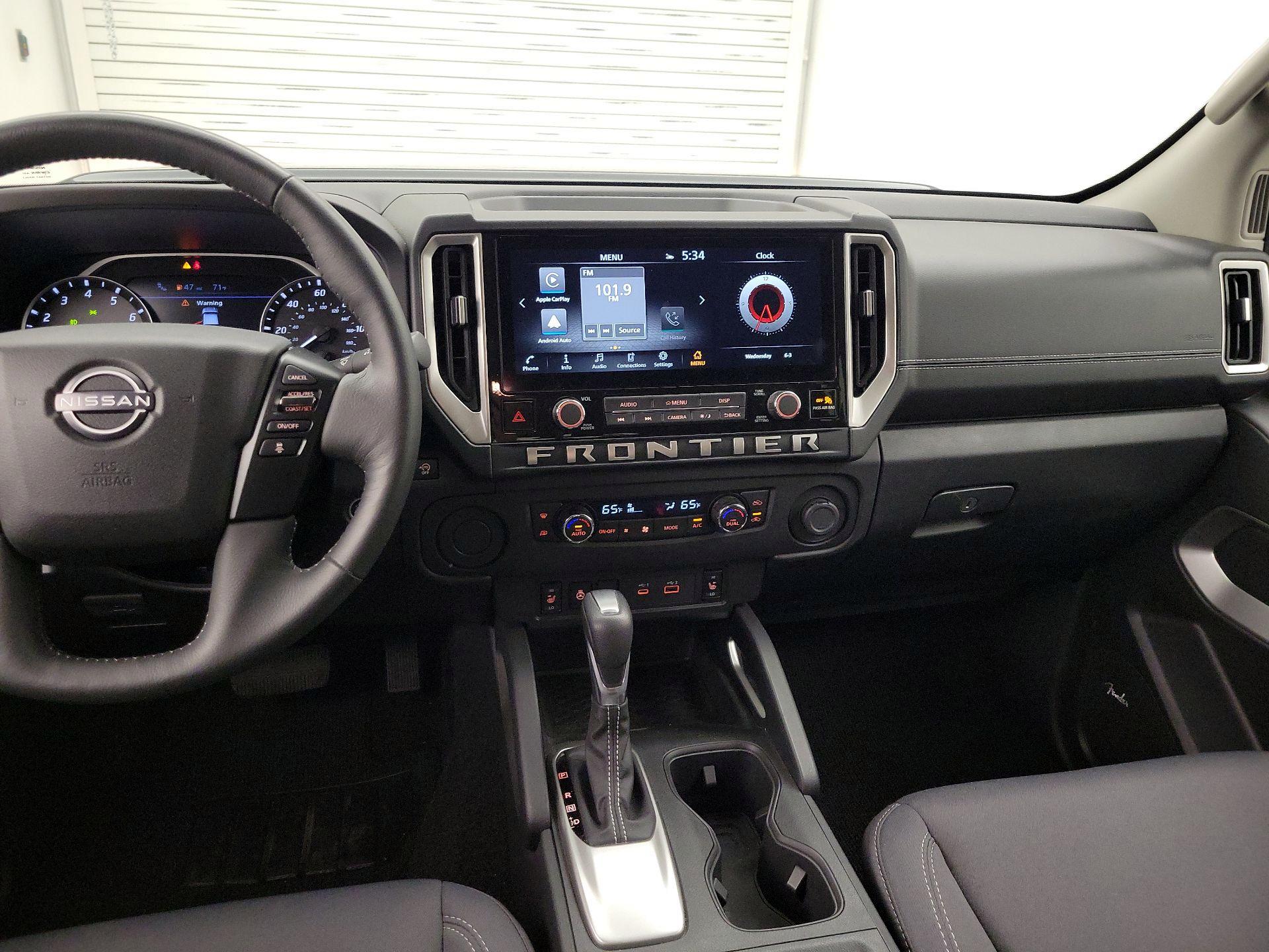 Thumbnail: 2025 Nissan Frontier - 9