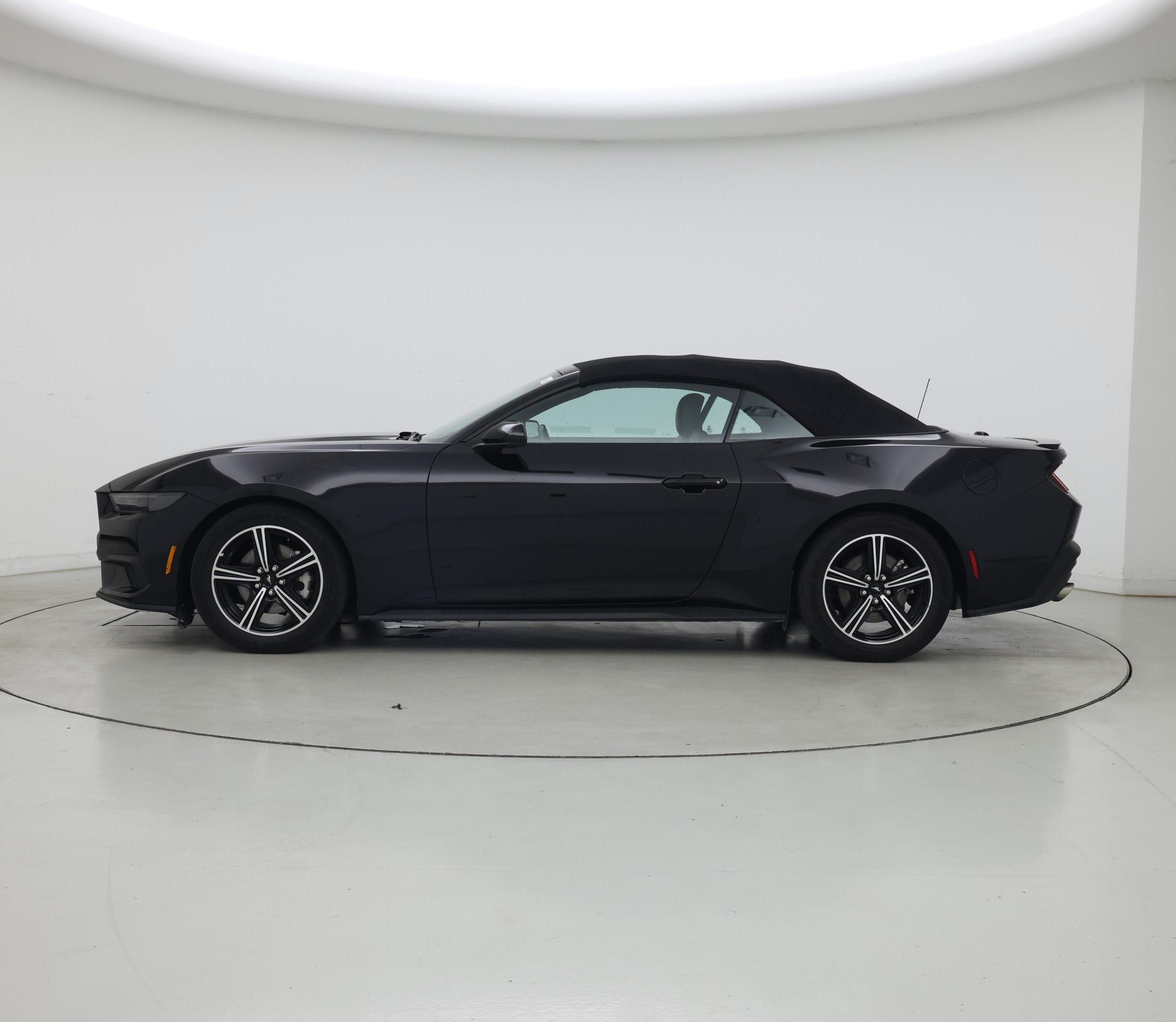 Thumbnail: 2025 Ford Mustang - 3