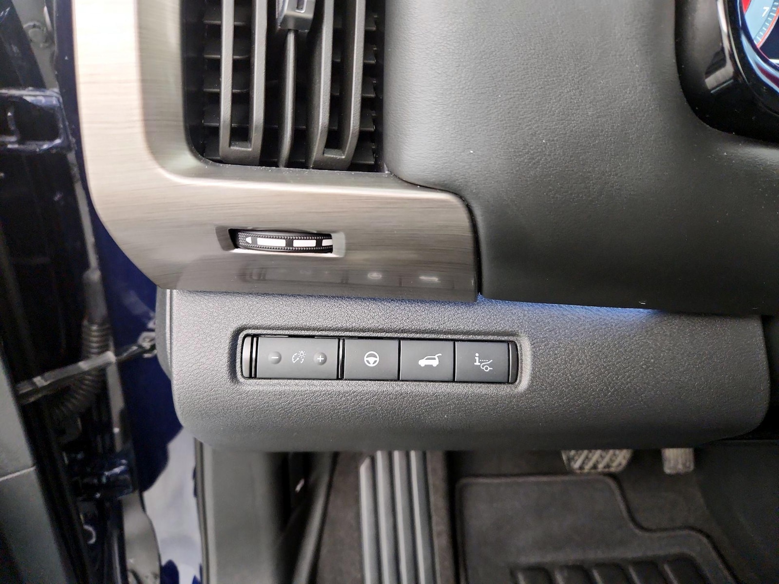 2023 Nissan Pathfinder Platinum - Photo 14
