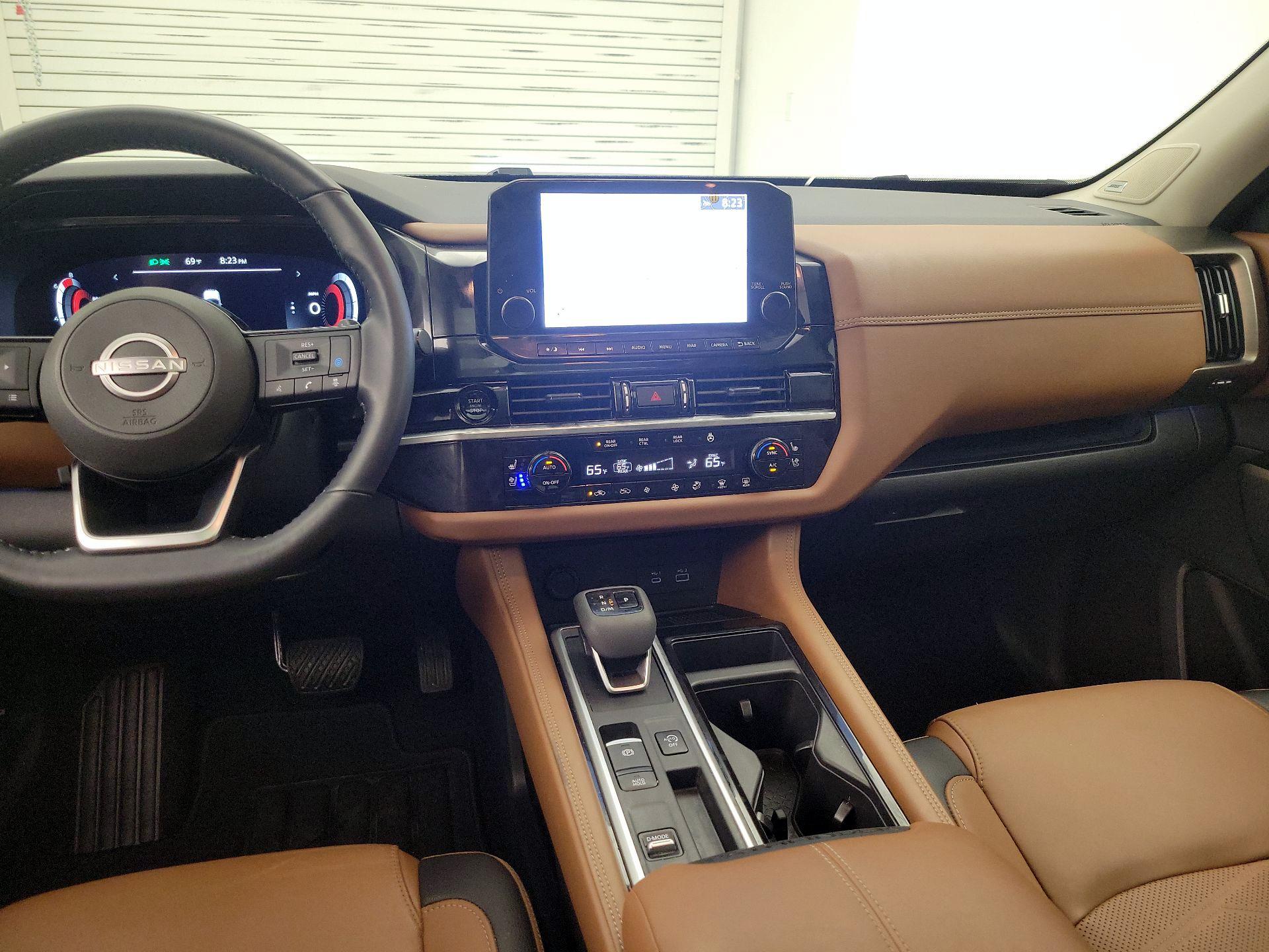 Thumbnail: 2025 Nissan Pathfinder - 9