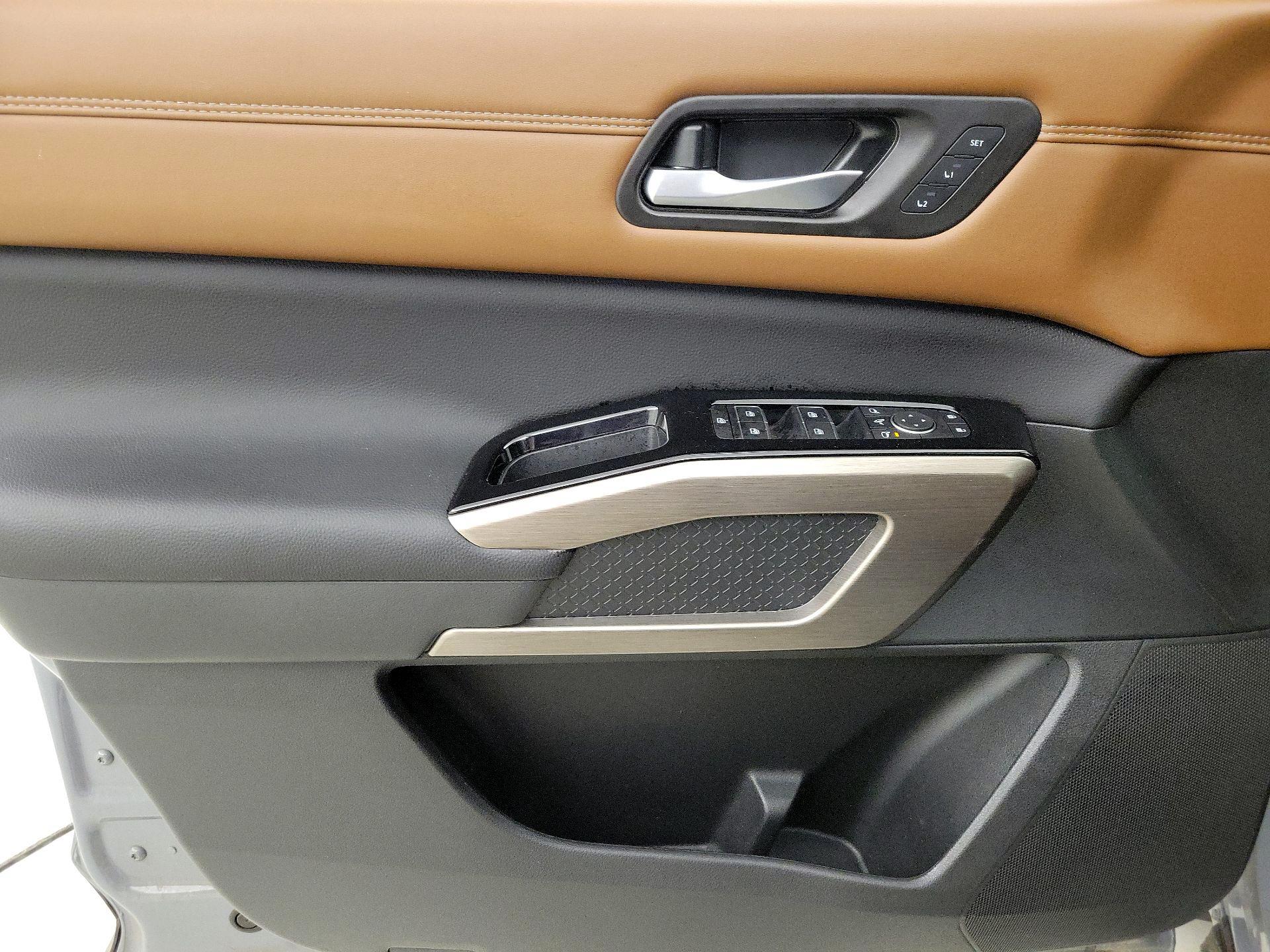 Thumbnail: 2025 Nissan Pathfinder - 12