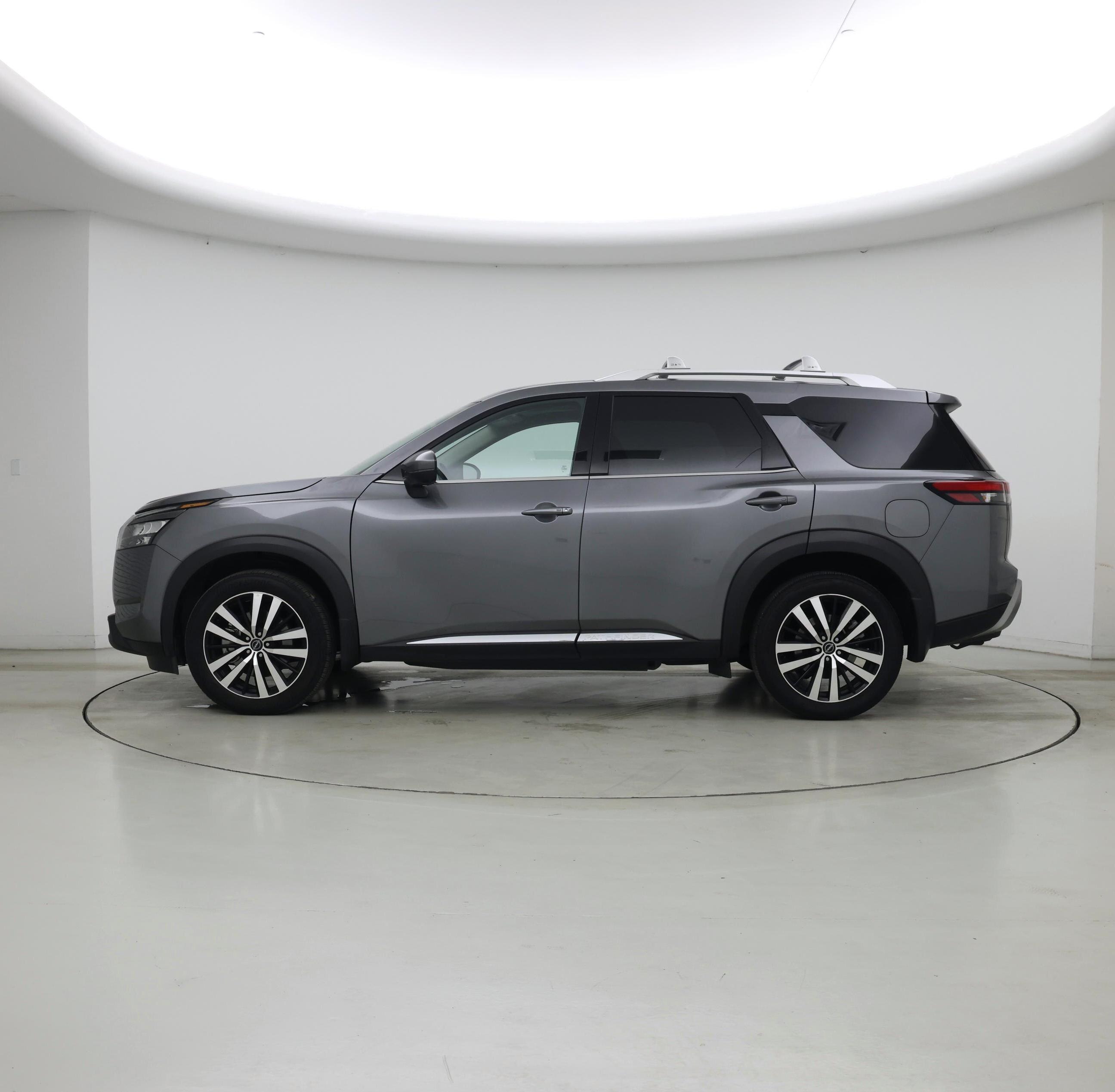 Thumbnail: 2025 Nissan Pathfinder - 3