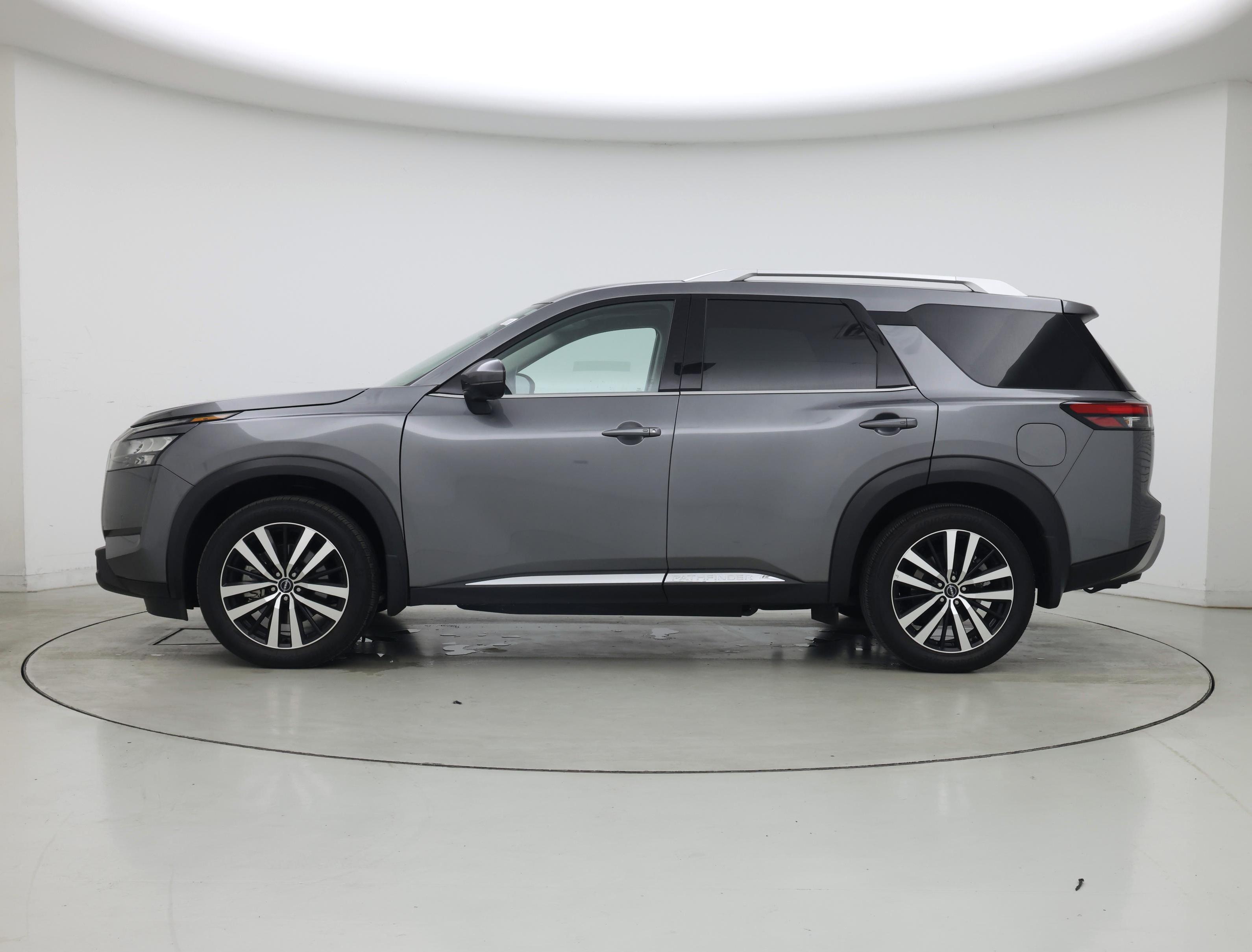 Thumbnail: 2025 Nissan Pathfinder - 3