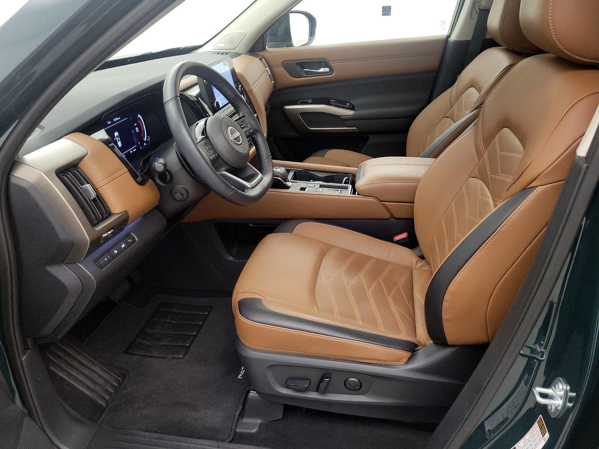 Thumbnail: 2025 Nissan Pathfinder - 11