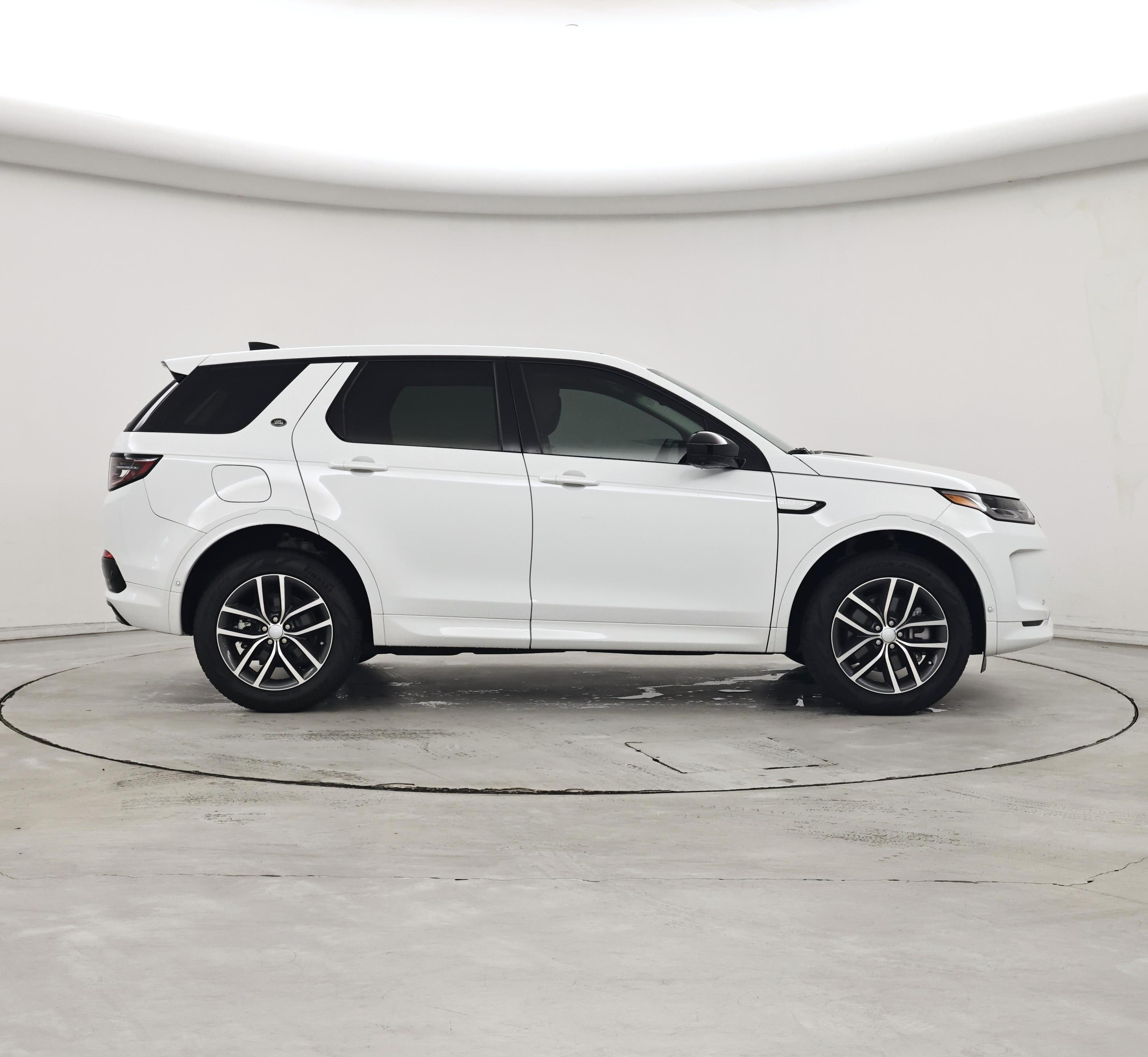 Thumbnail: 2025 Land Rover Discovery Sport - 7