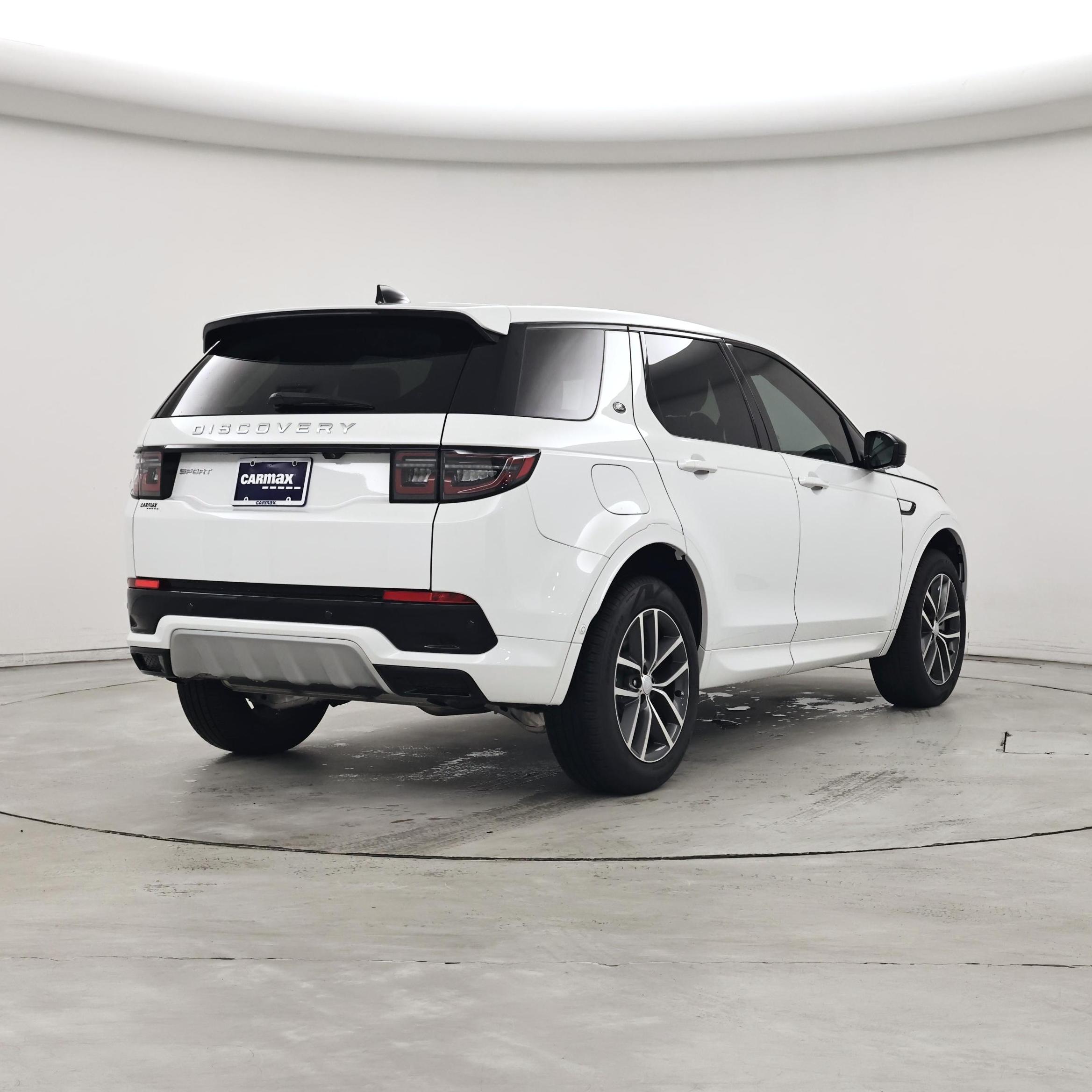 Thumbnail: 2025 Land Rover Discovery Sport - 8