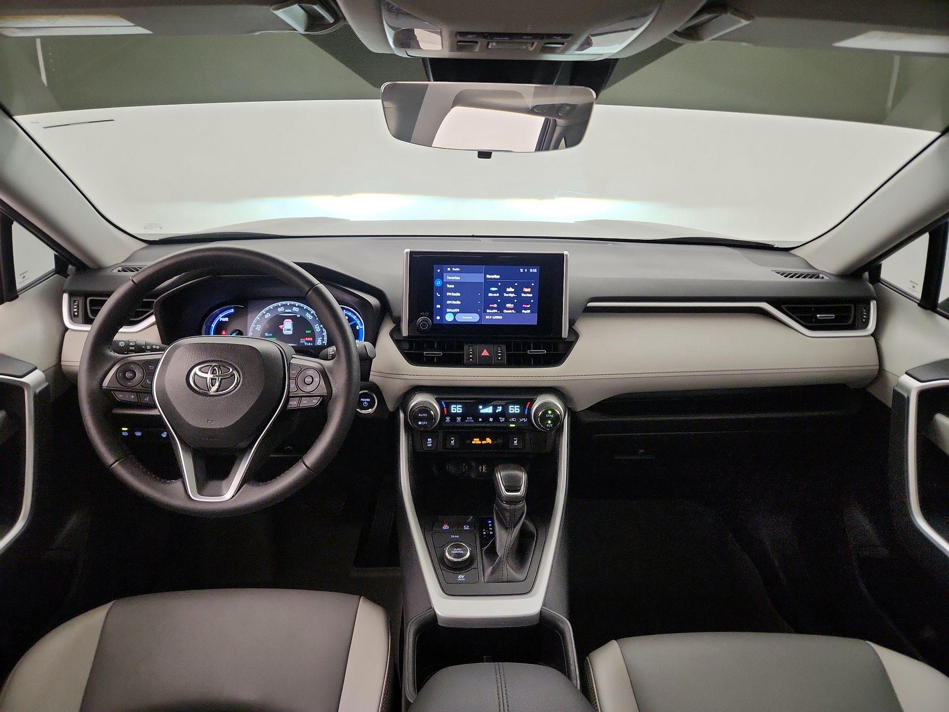 Thumbnail: 2024 Toyota RAV4 - 8