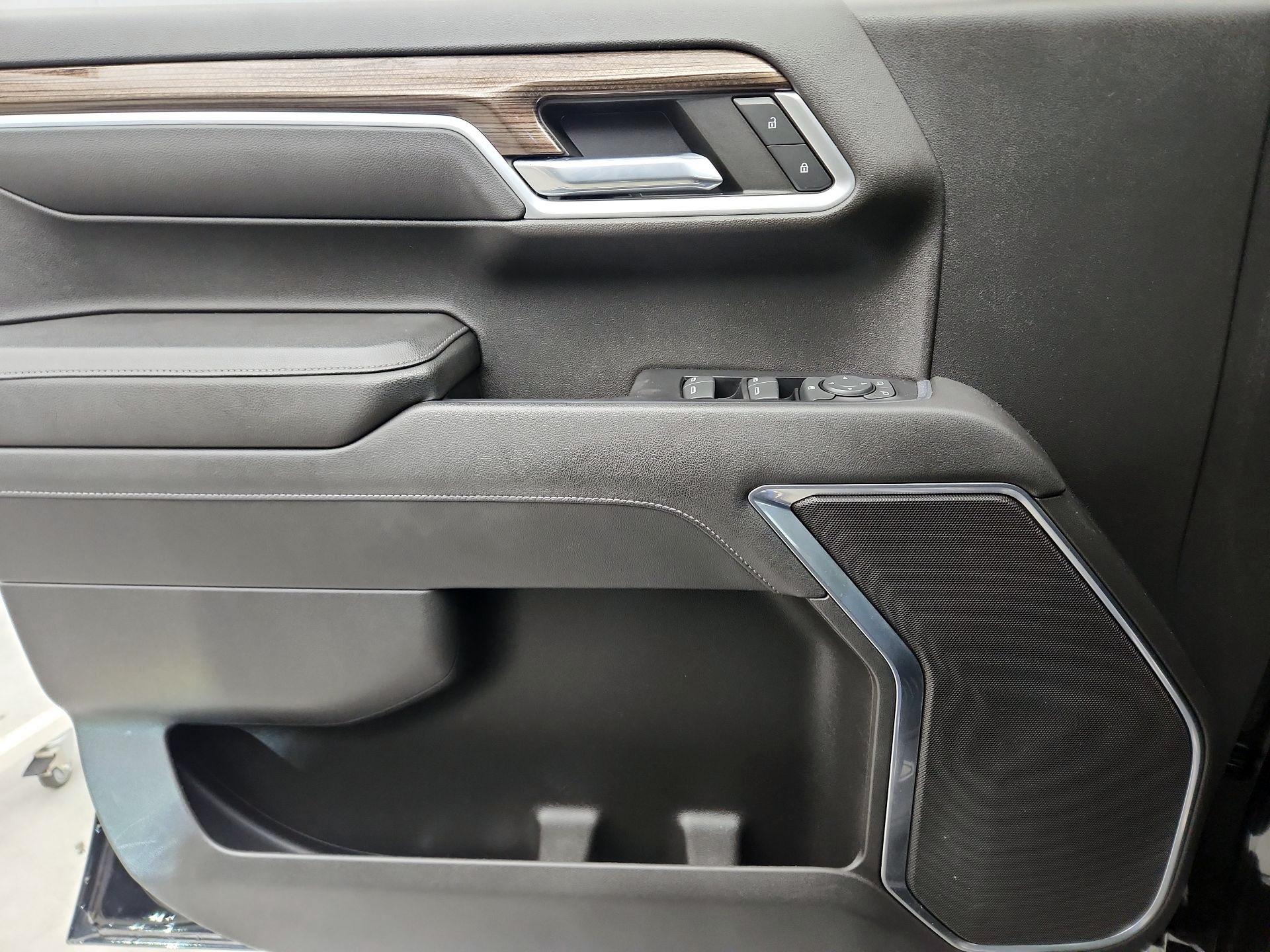 Thumbnail: 2023 Chevrolet Silverado 1500 - 12