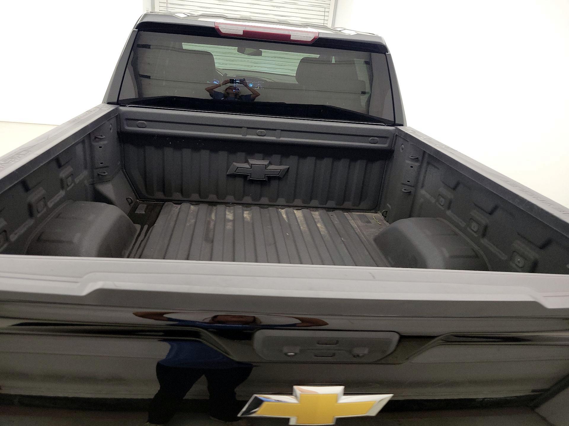 Thumbnail: 2023 Chevrolet Silverado 1500 - 20