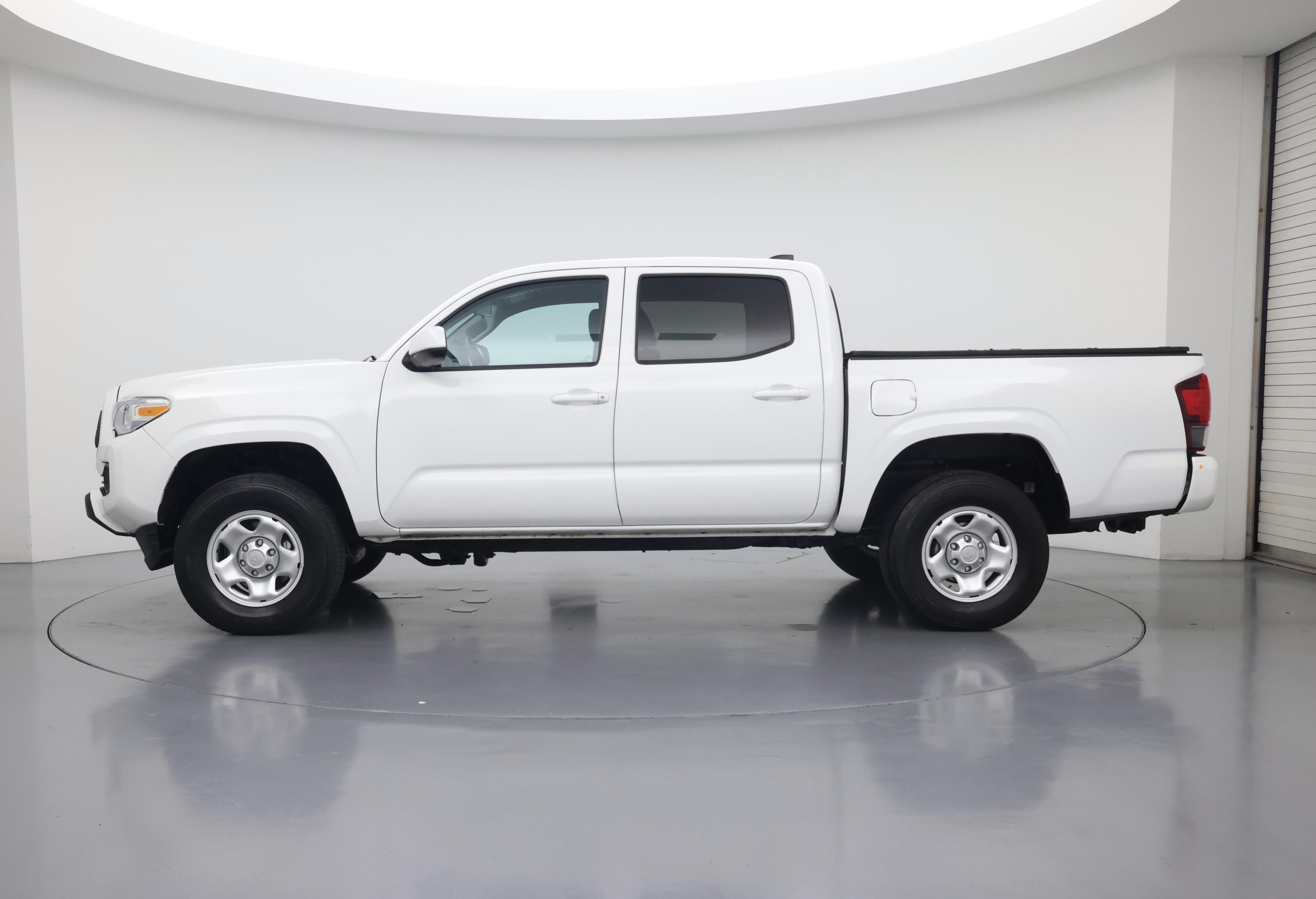 Thumbnail: 2023 Toyota Tacoma - 3