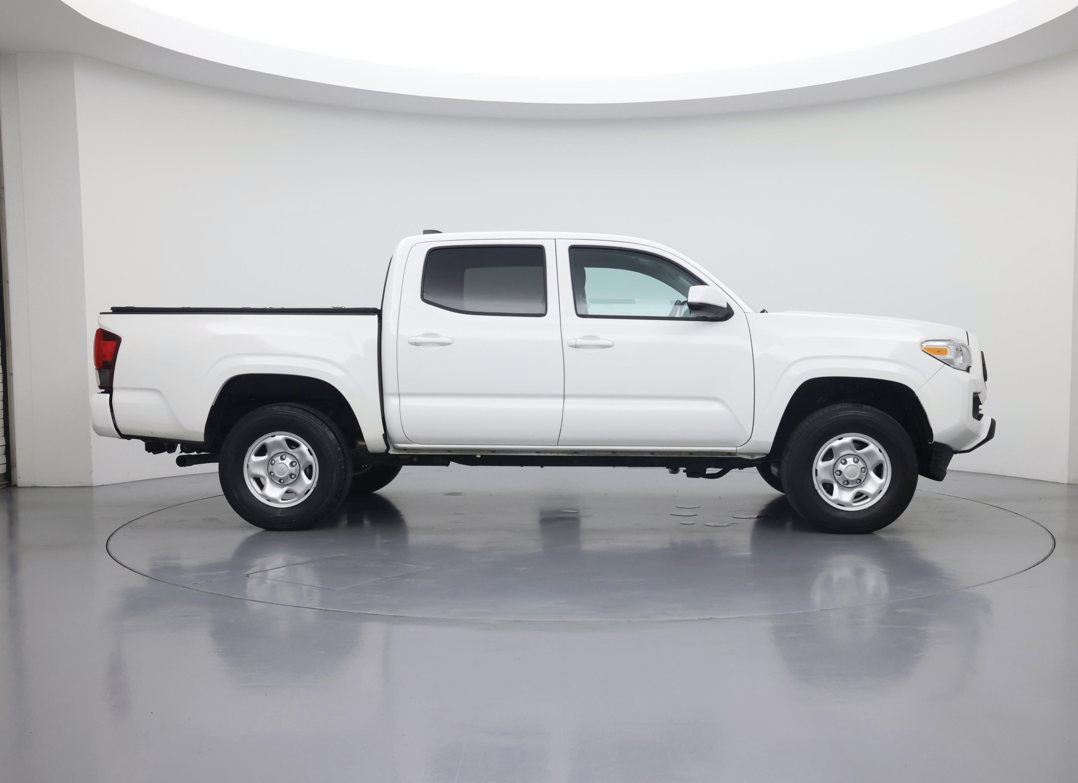 Thumbnail: 2023 Toyota Tacoma - 7