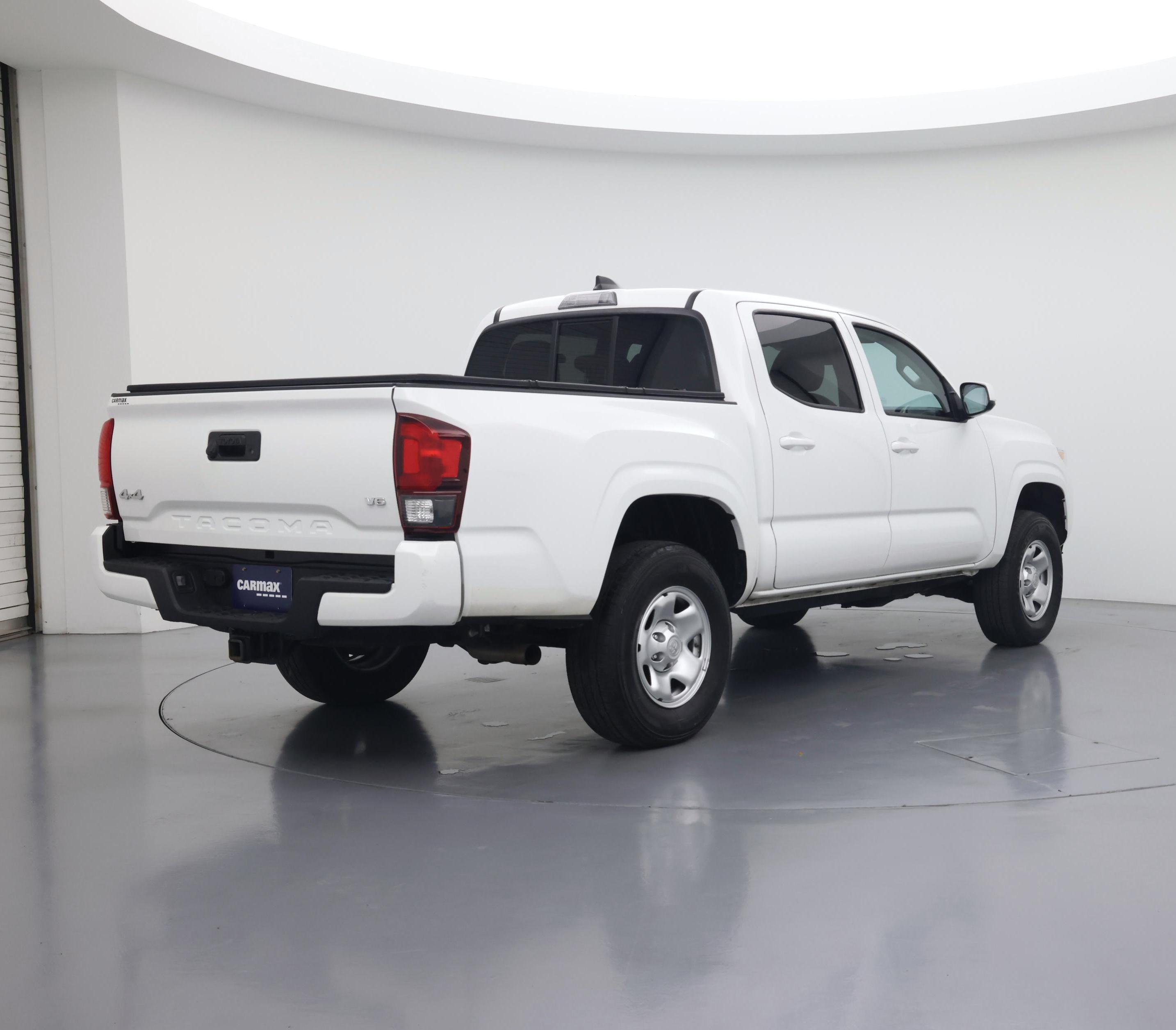 Thumbnail: 2023 Toyota Tacoma - 8