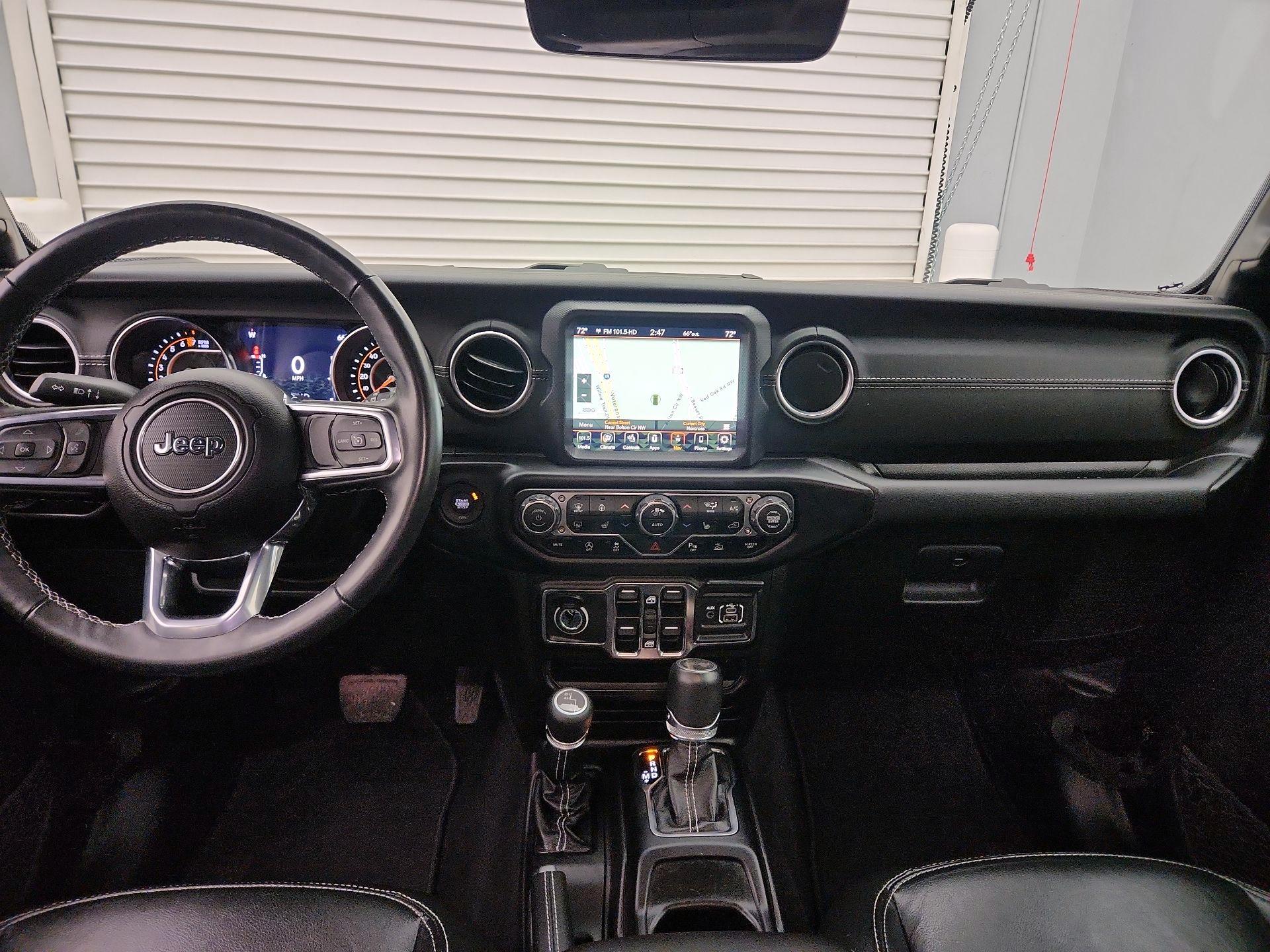 Thumbnail: 2022 Jeep Wrangler - 9