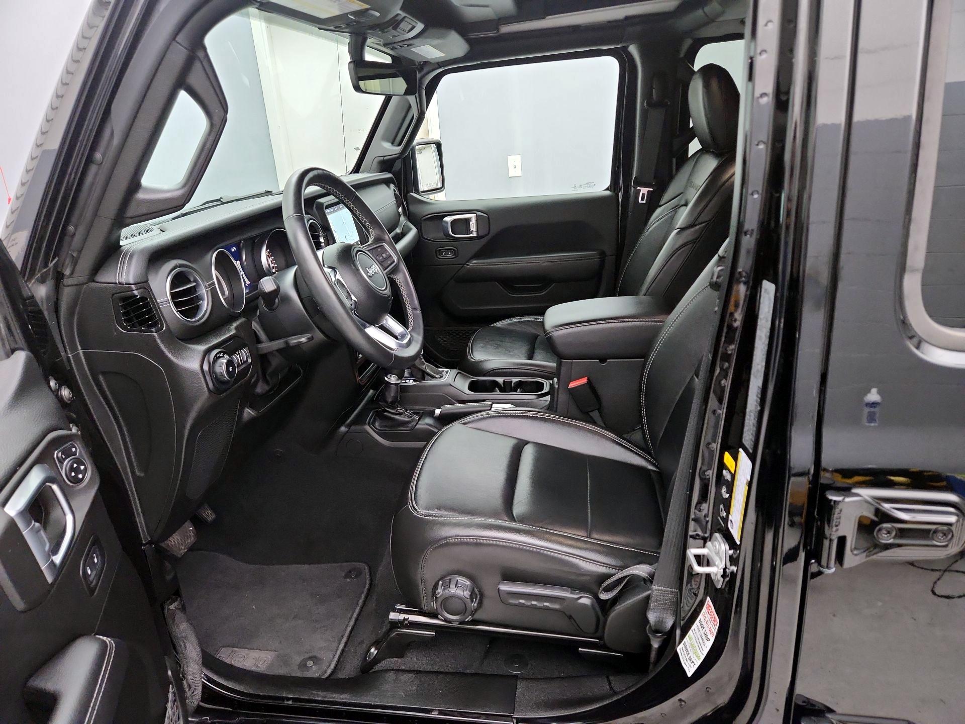 Thumbnail: 2022 Jeep Wrangler - 11